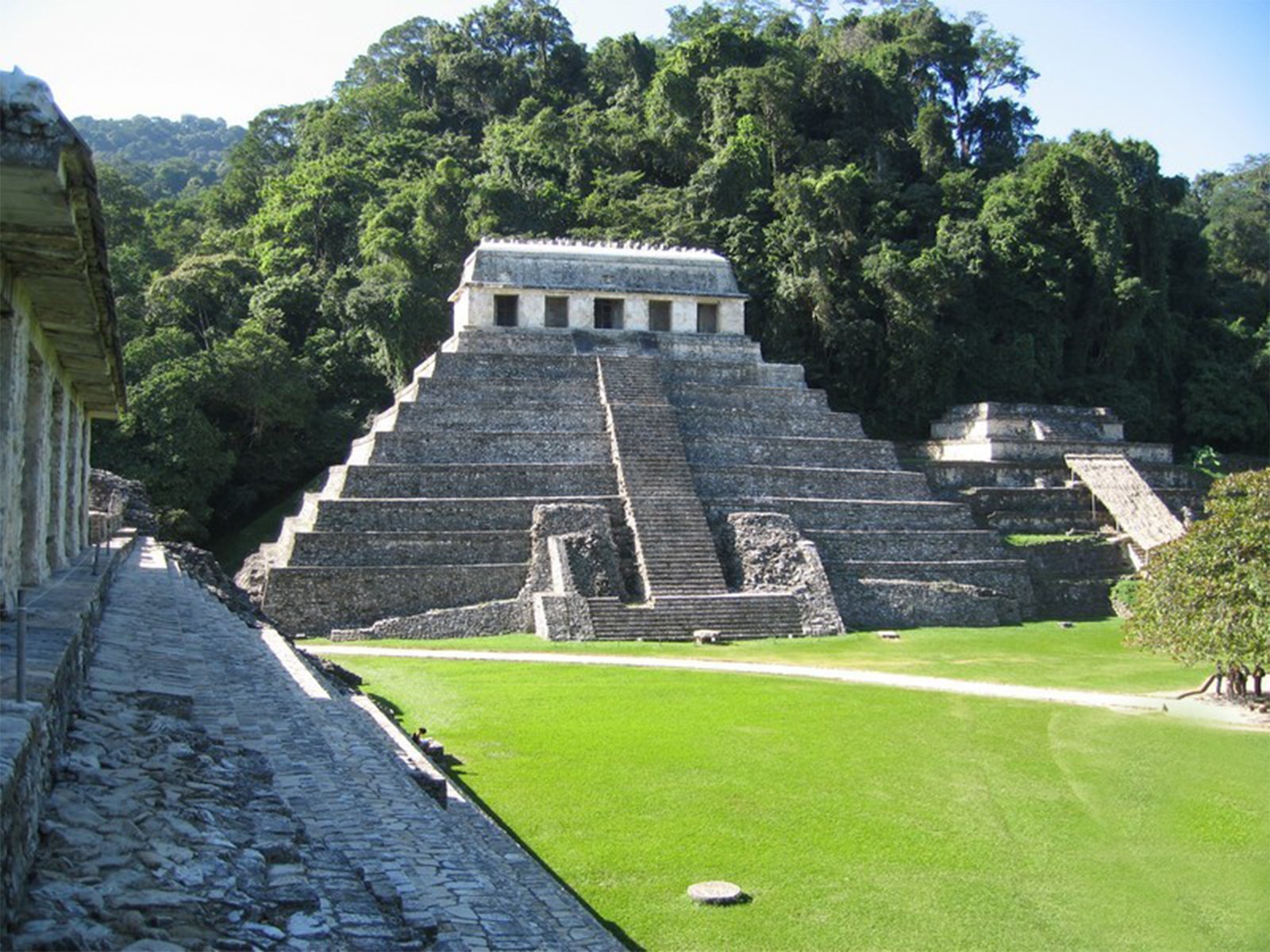 Agua Azul Waterfalls & Palenque Ruins Full-Day Adventure