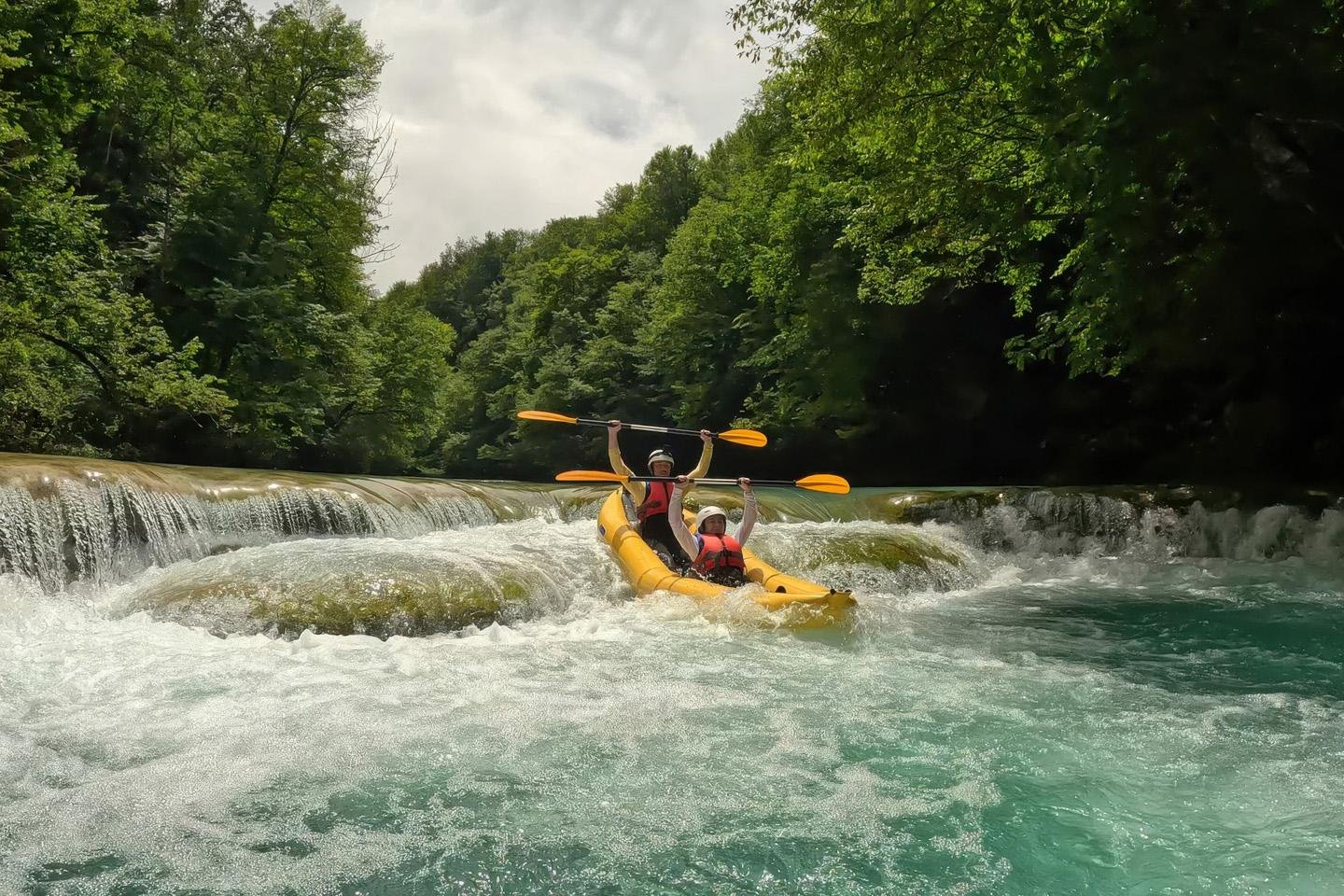 Mrežnica River Kayak Safari with Waterfalls & Cliff Jumps