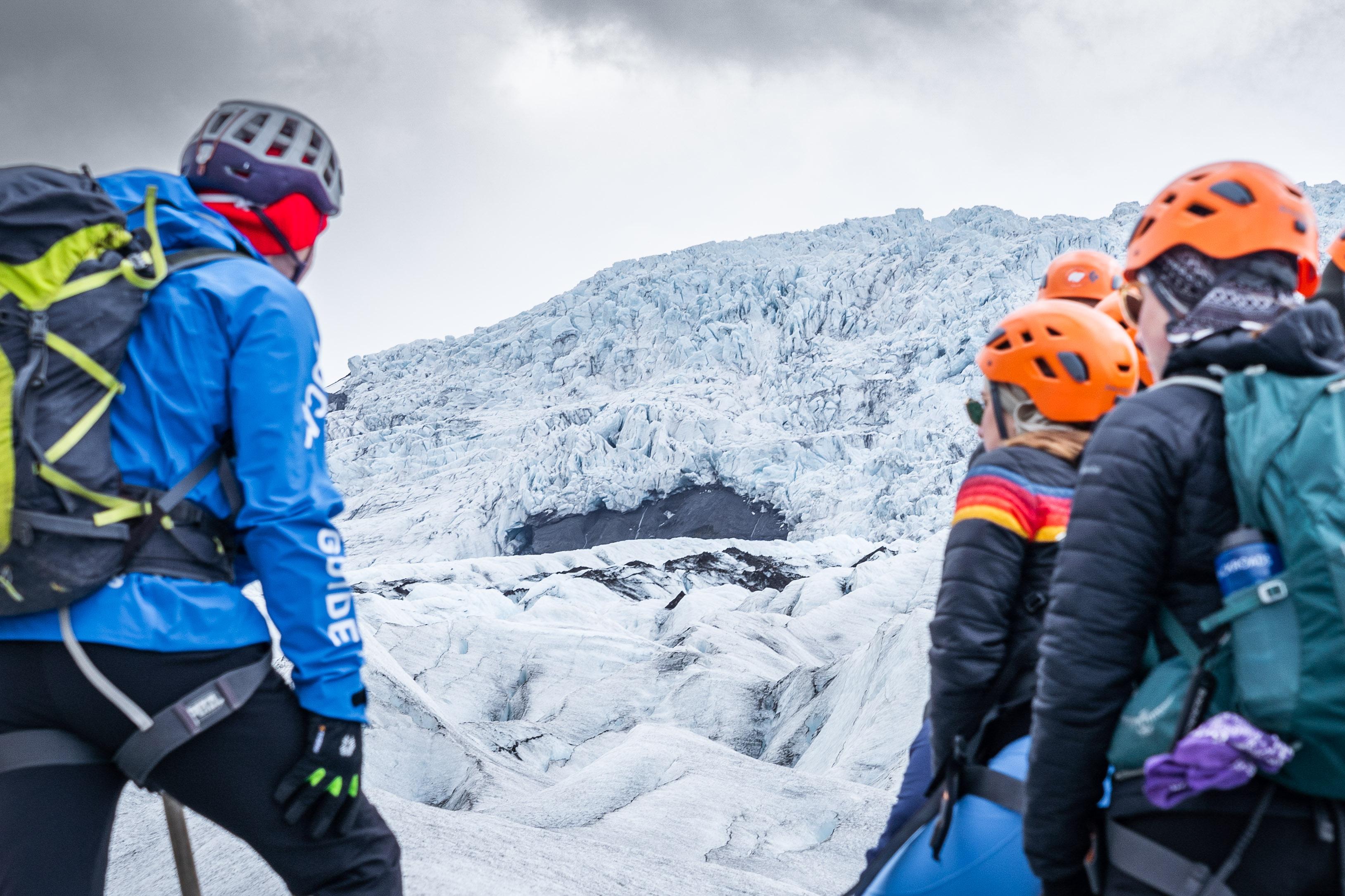 Falljökull Glacier Walk with 4x4 Transfer – Vatnajökull