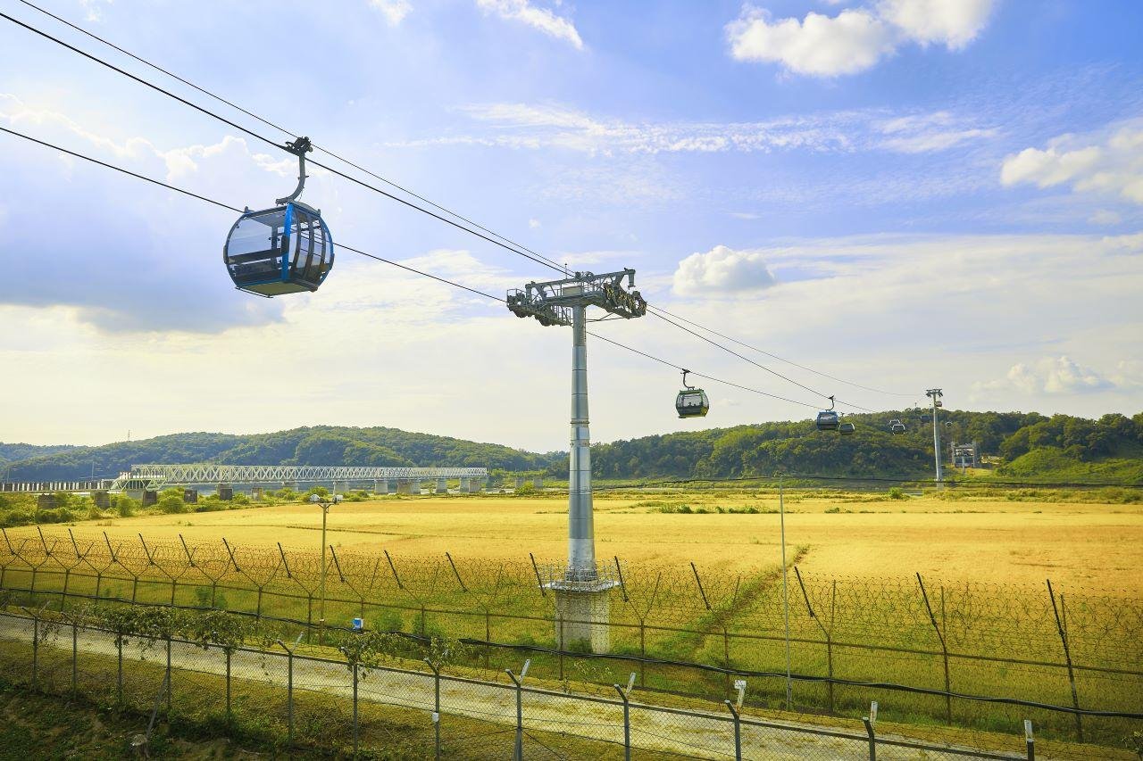 Seoul DMZ Tour: JSA Museum, Defector Talk & Scenic Add-Ons