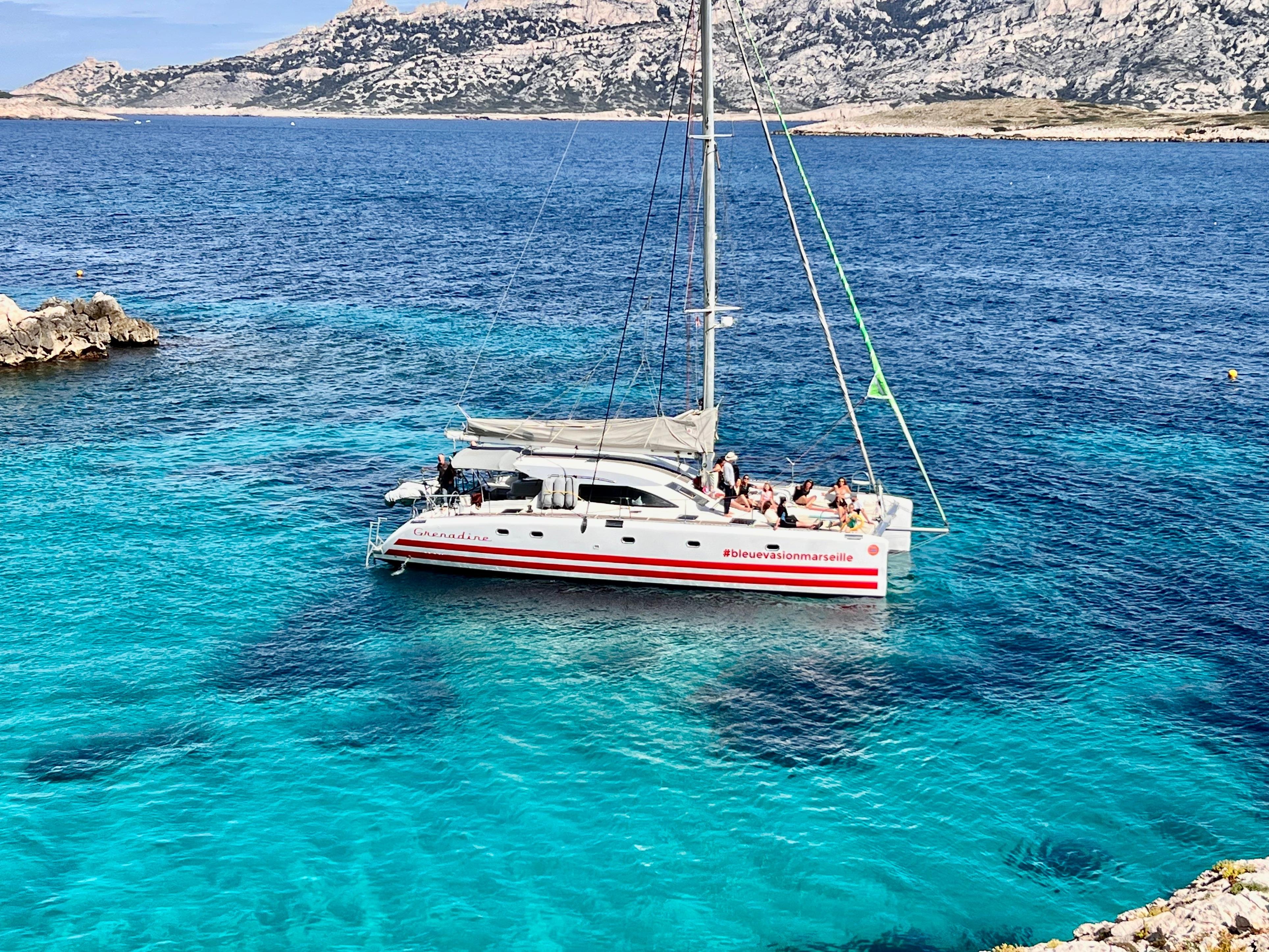 Calanques Catamaran Adventure with Picnic & Snorkeling