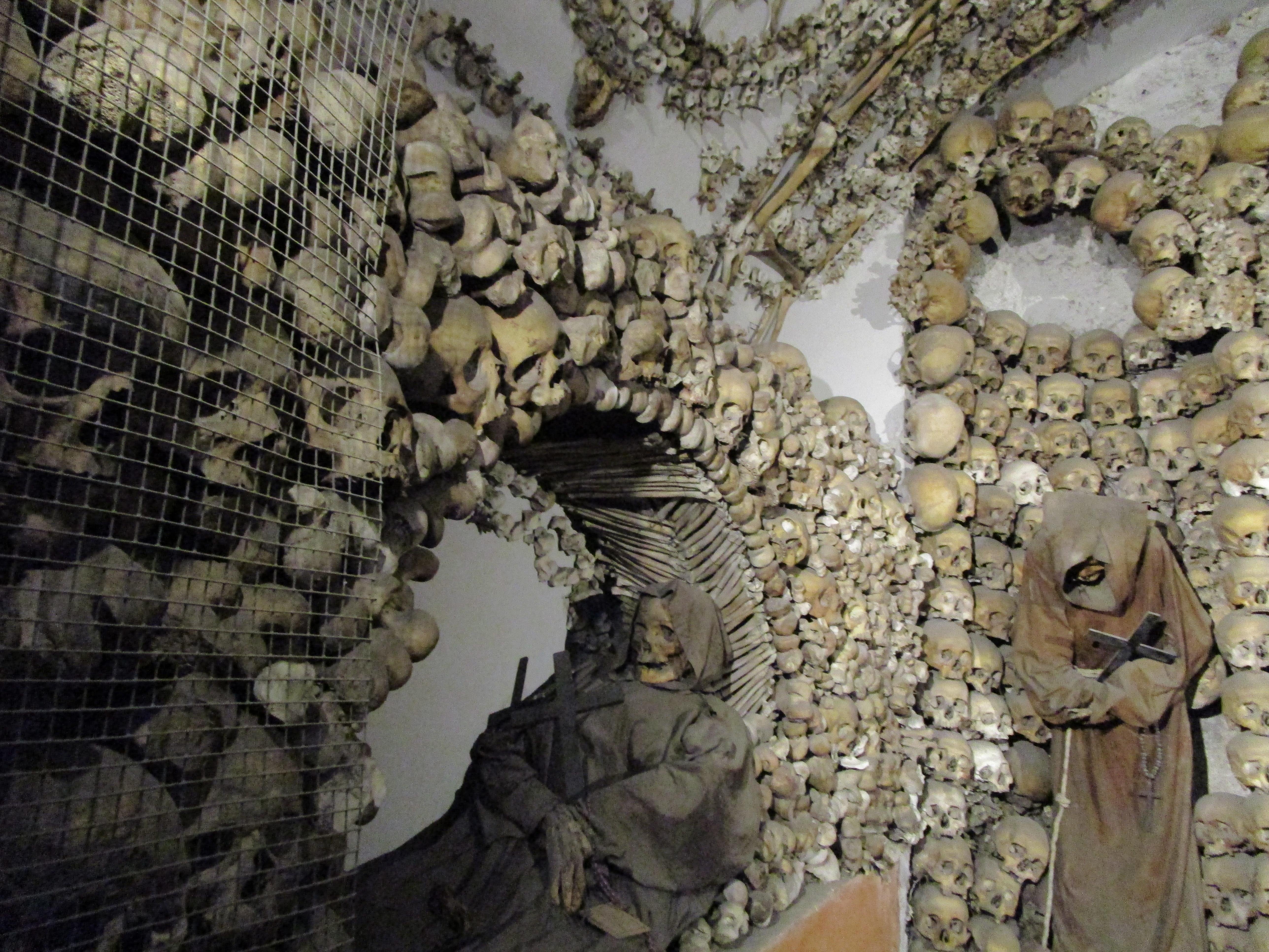 Rome Capuchin Crypts: Guided Tour with Audio Guide Option