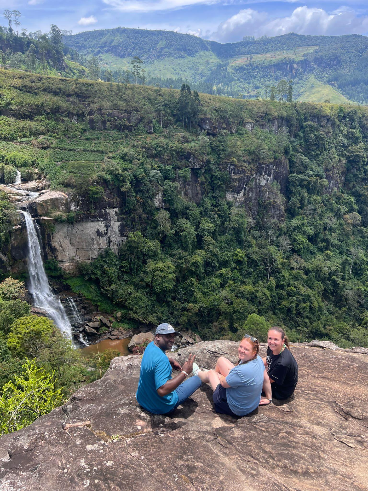 Nuwara Eliya Private Tuk-Tuk Tea & Waterfall Tour