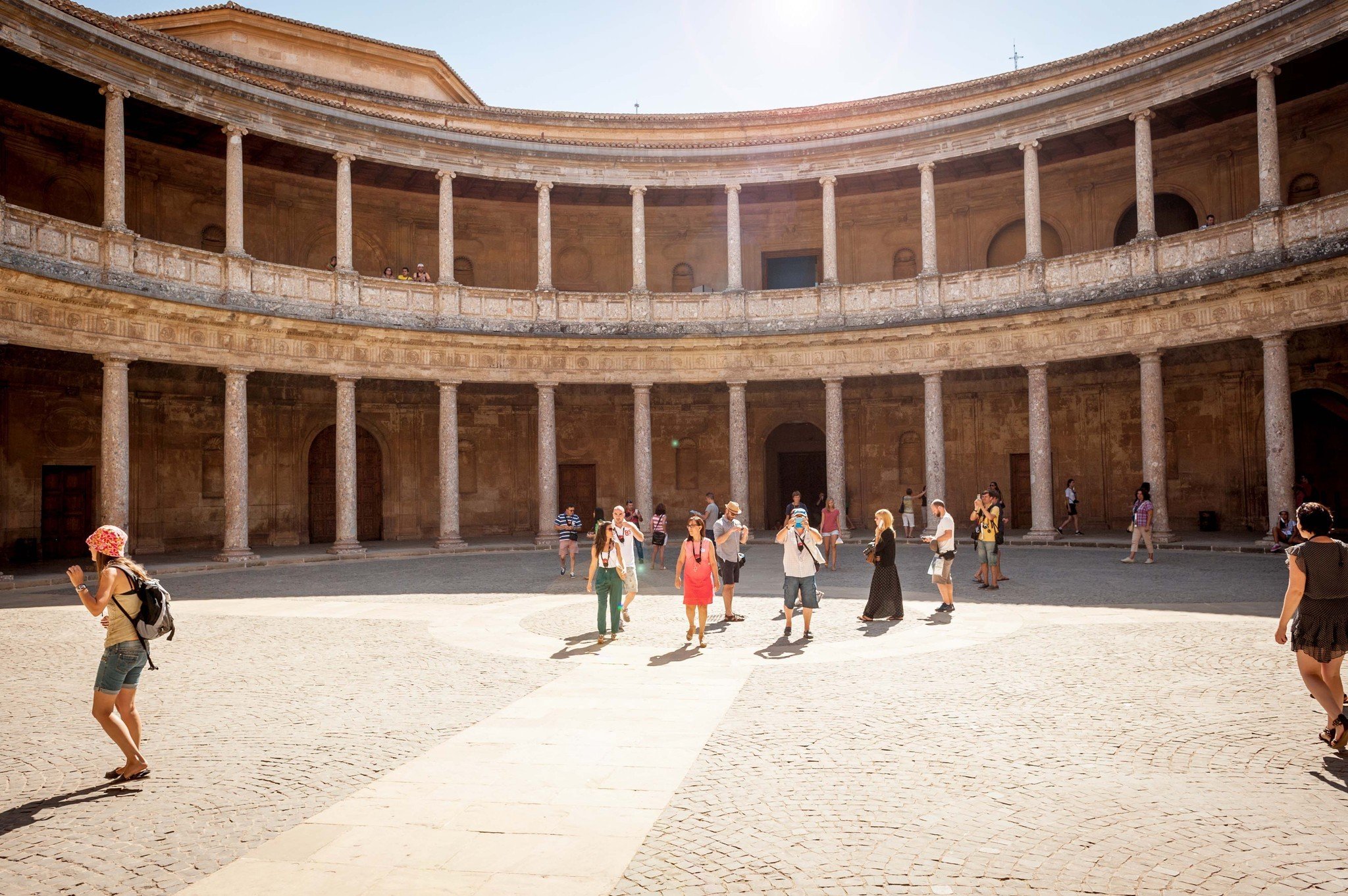 Generalife history and architecture — Patio de la Acequia, water staircase, summer palace pavilion — image 1