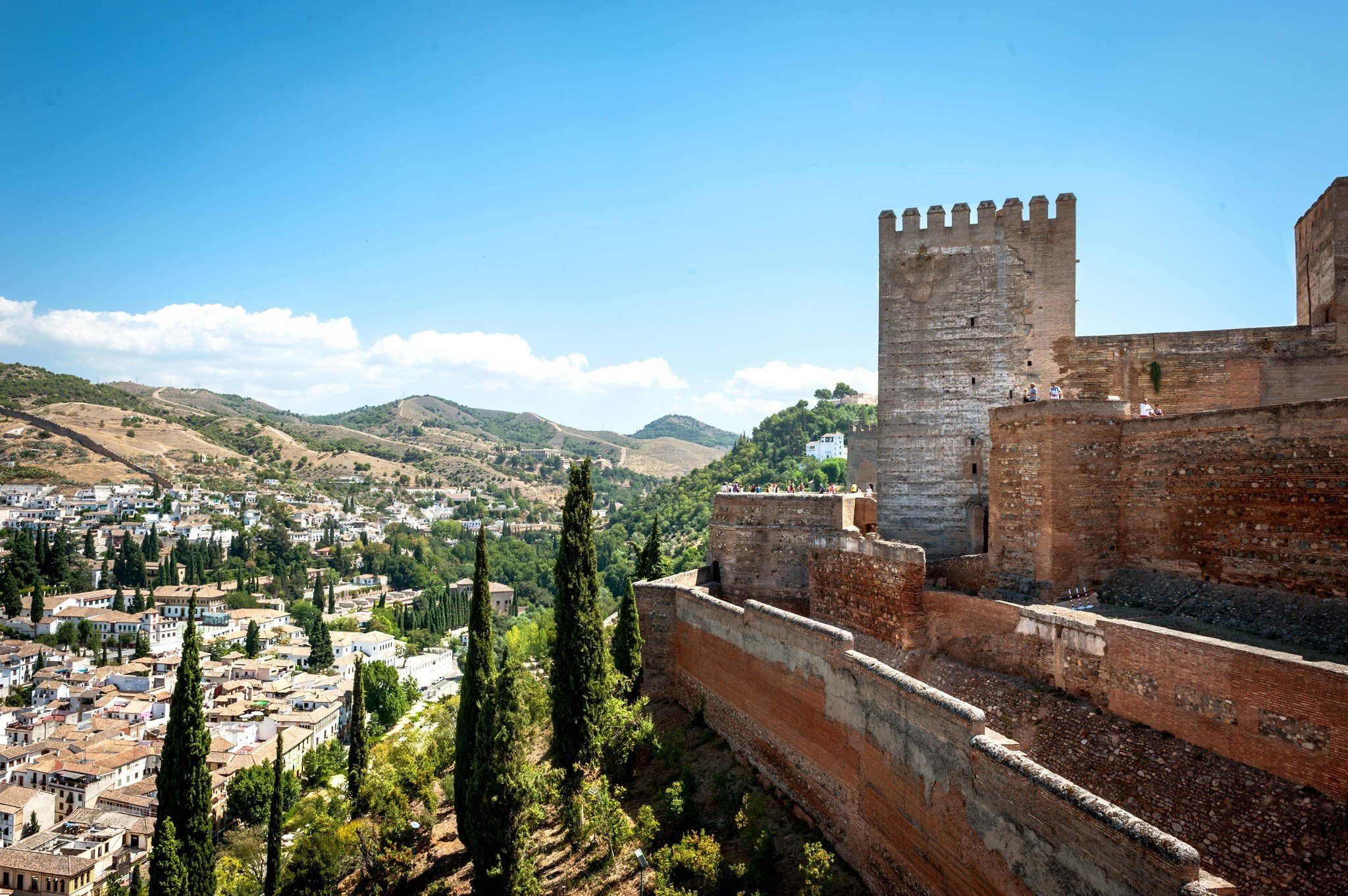 Generalife history and architecture — Patio de la Acequia, water staircase, summer palace pavilion — image 7