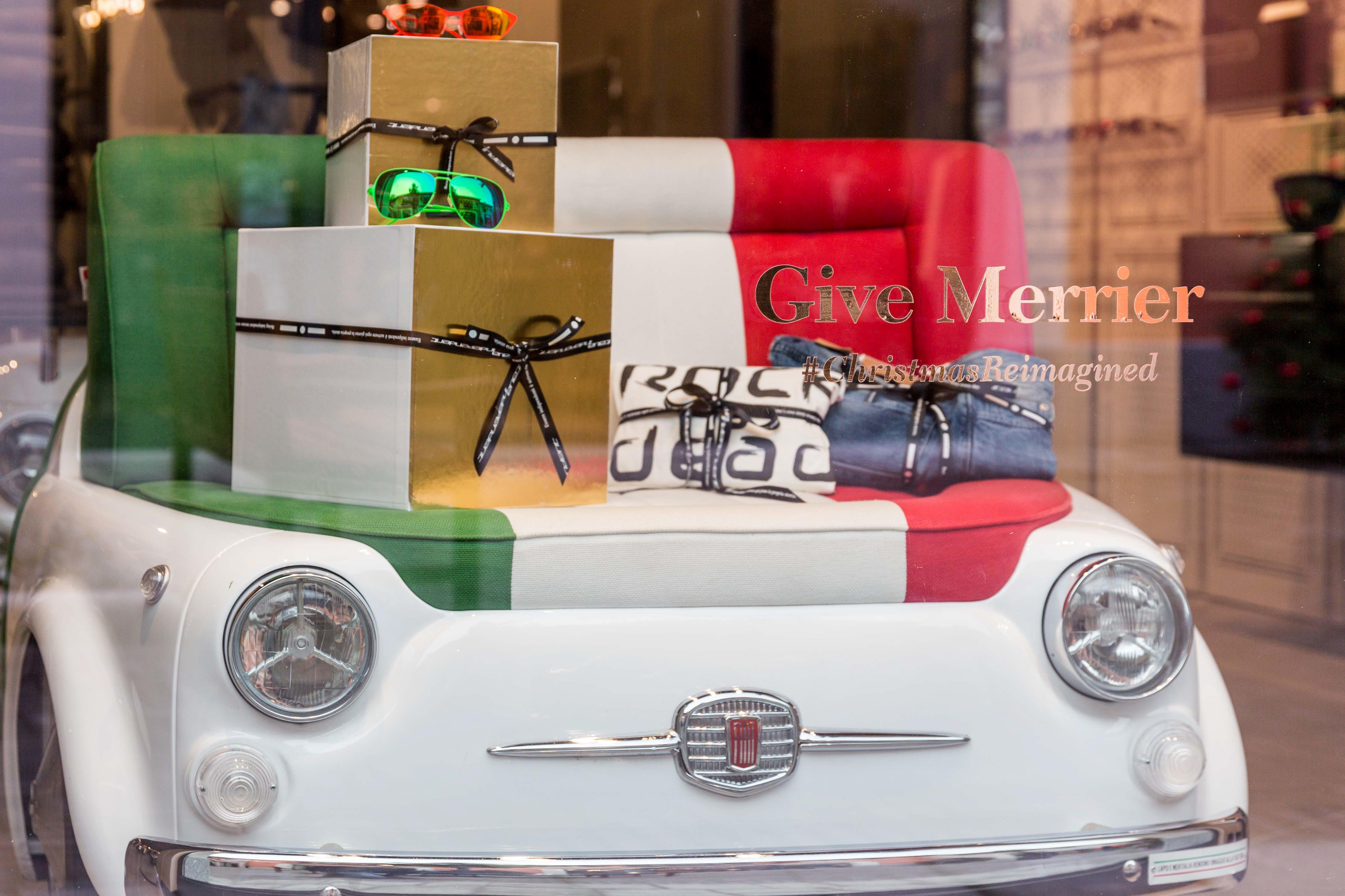 Milan to Serravalle Designer Outlet: Roundtrip Coach Transfer