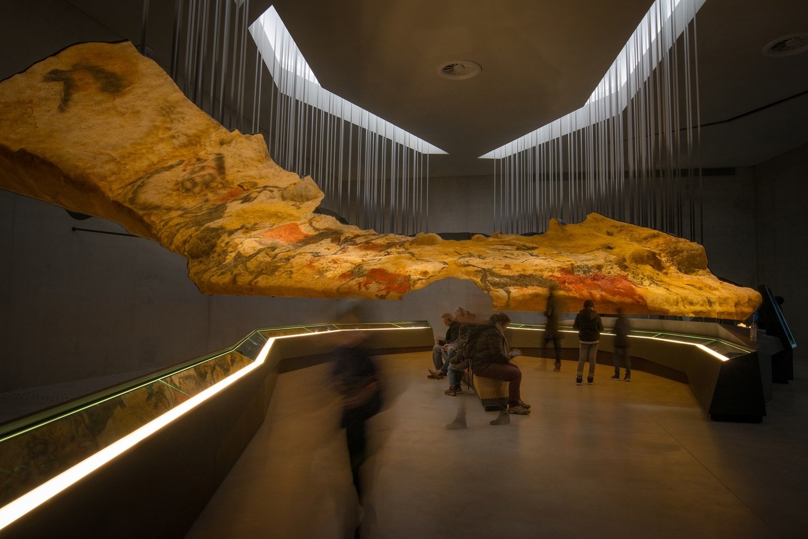 Lascaux IV & Dordogne Cave Art Discovery