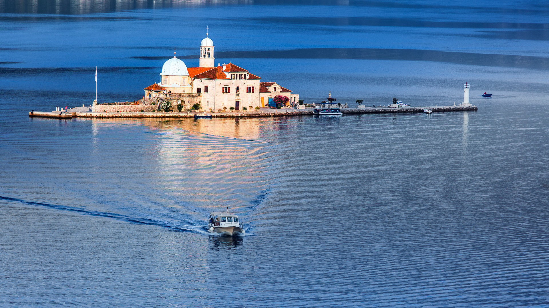 Dubrovnik to Montenegro: Kotor Bay & Perast Boat Tour
