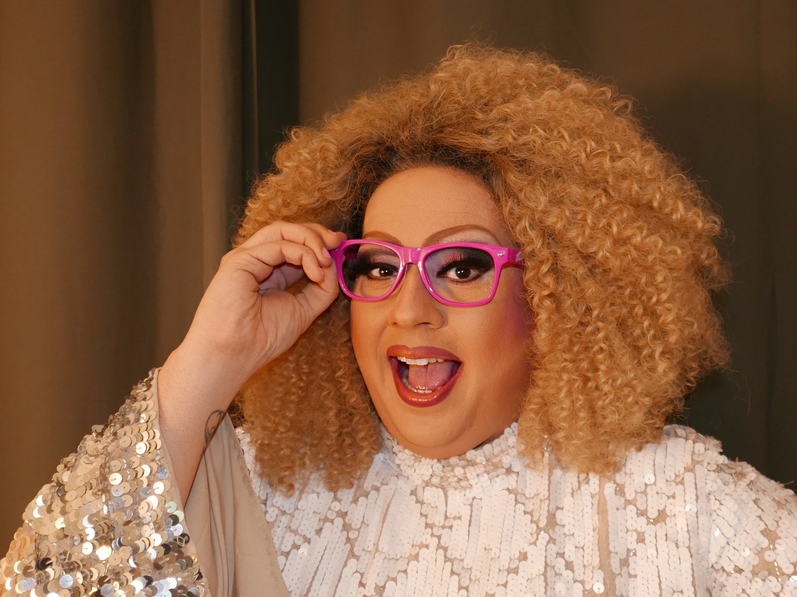 St. Pauli: Nachtleben-Tour mit Drag Queen auf Deutsch