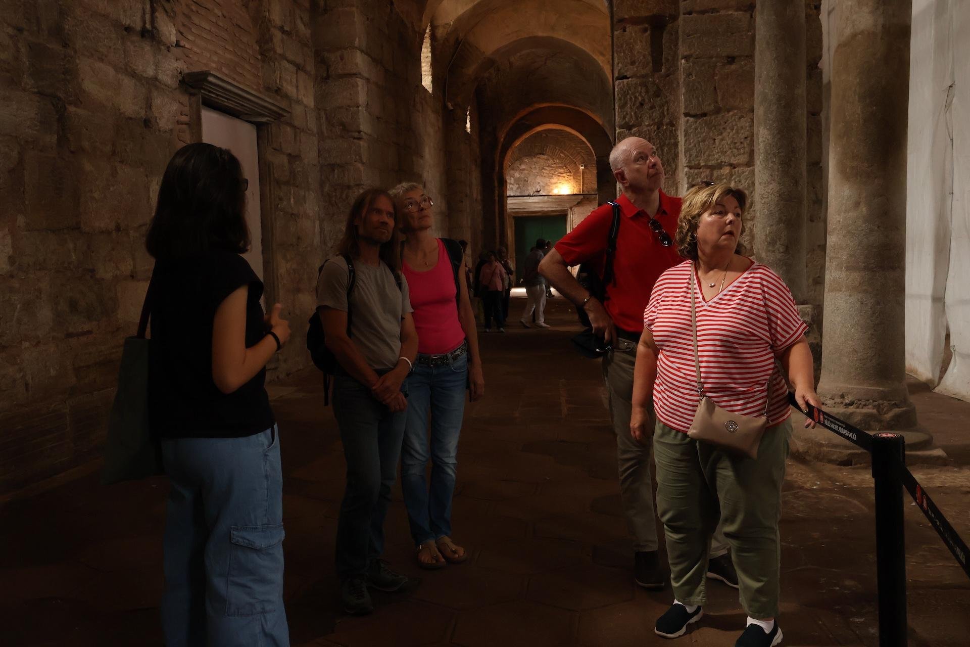 Topkapi Palace & Harem Guided Small Group Tour