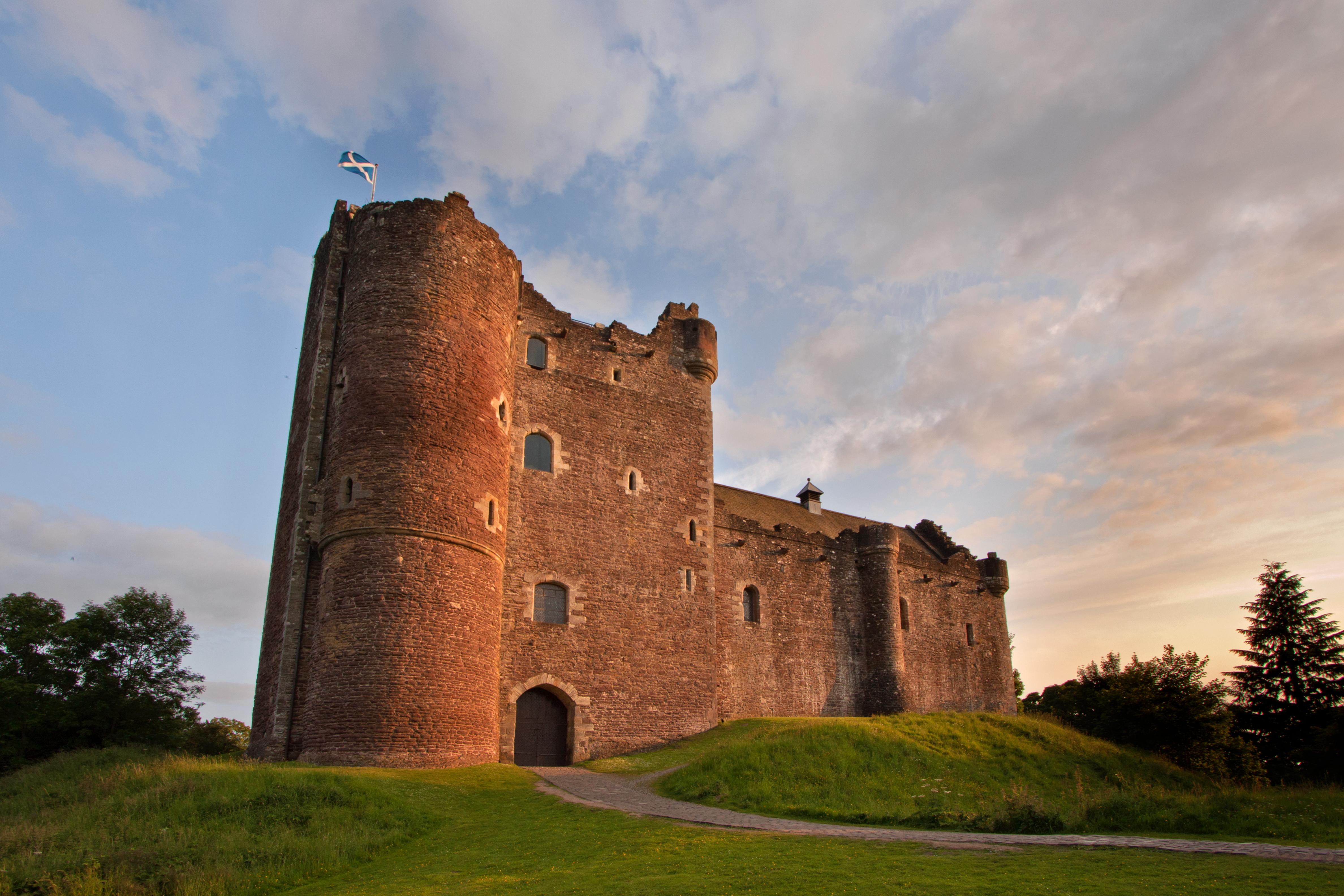 Outlander Filming Locations Day Trip from Edinburgh