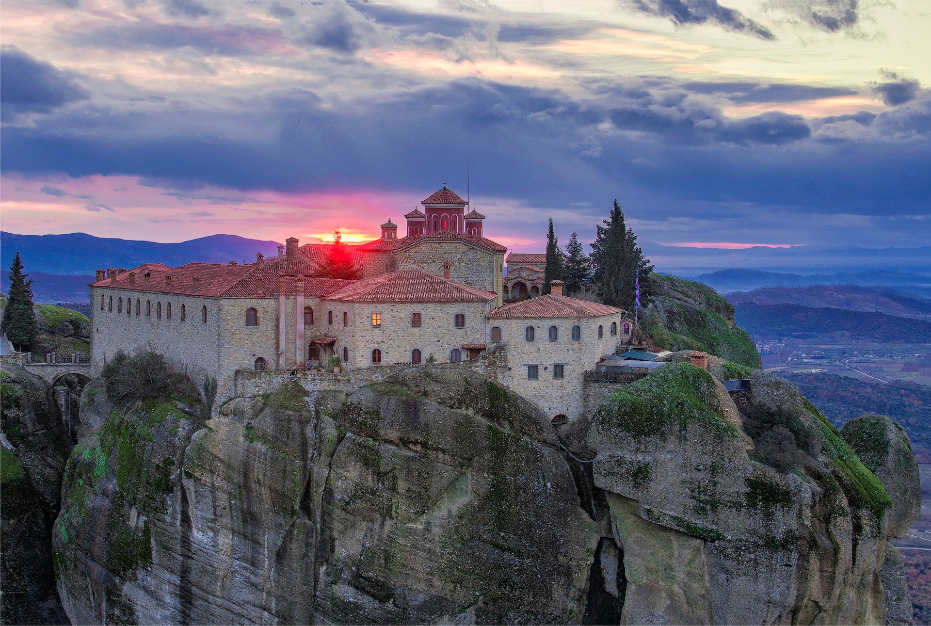 2-Day Meteora Adventure with Sunset & Monastery Tours from Athens