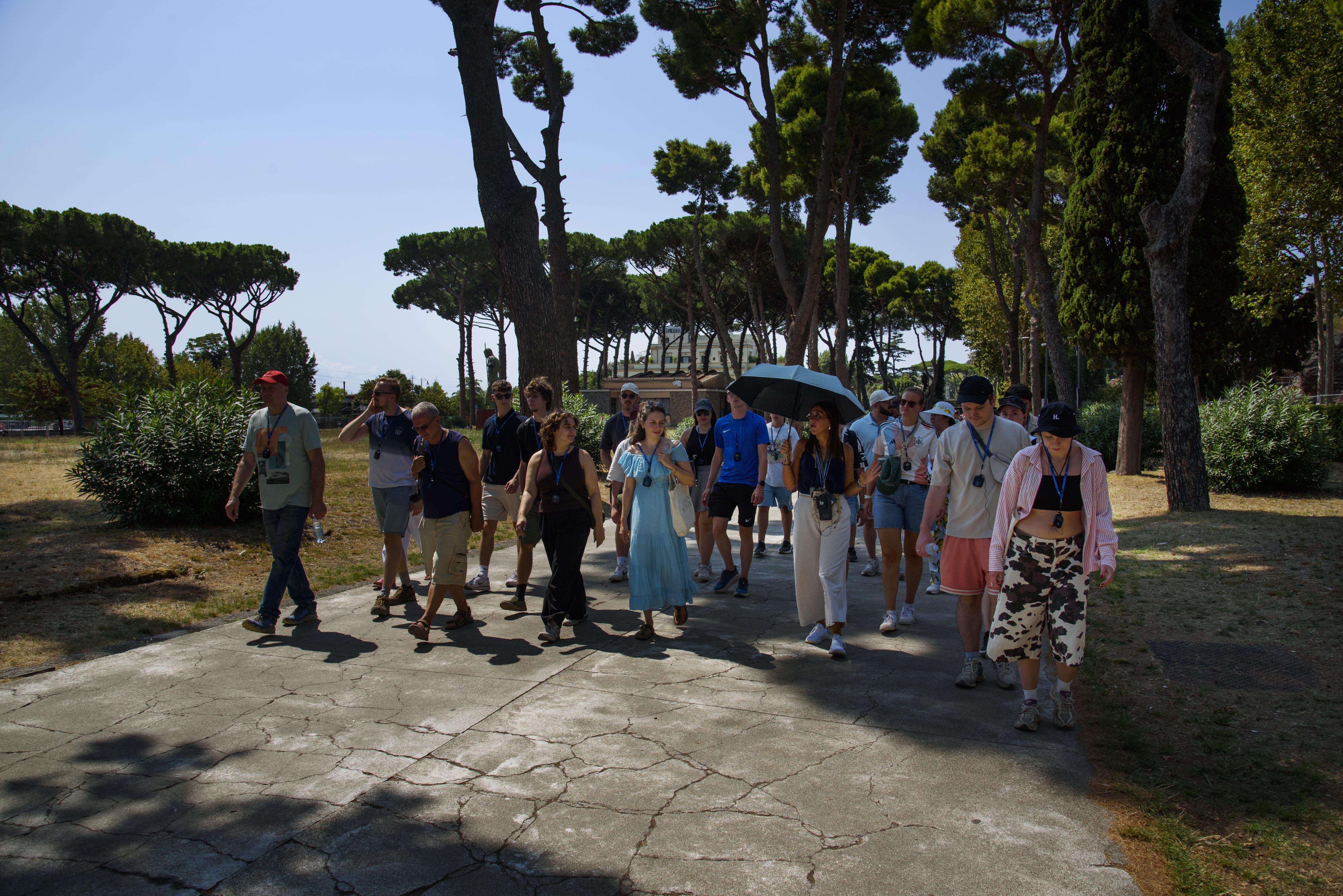 Naples: Pompeii & Mount Vesuvius Guided Day Trip
