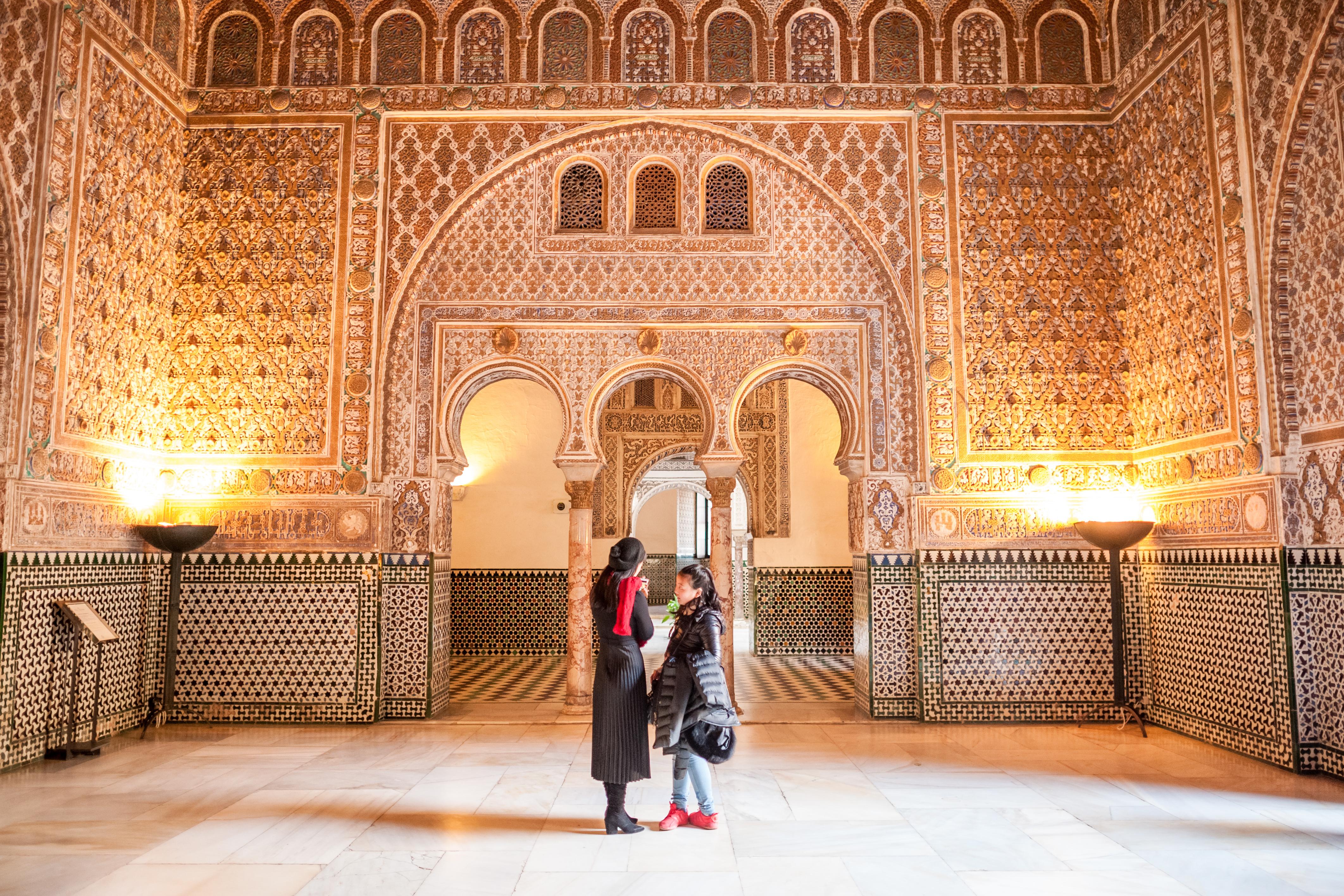 Seville: Guided Royal Alcázar Palace Tour