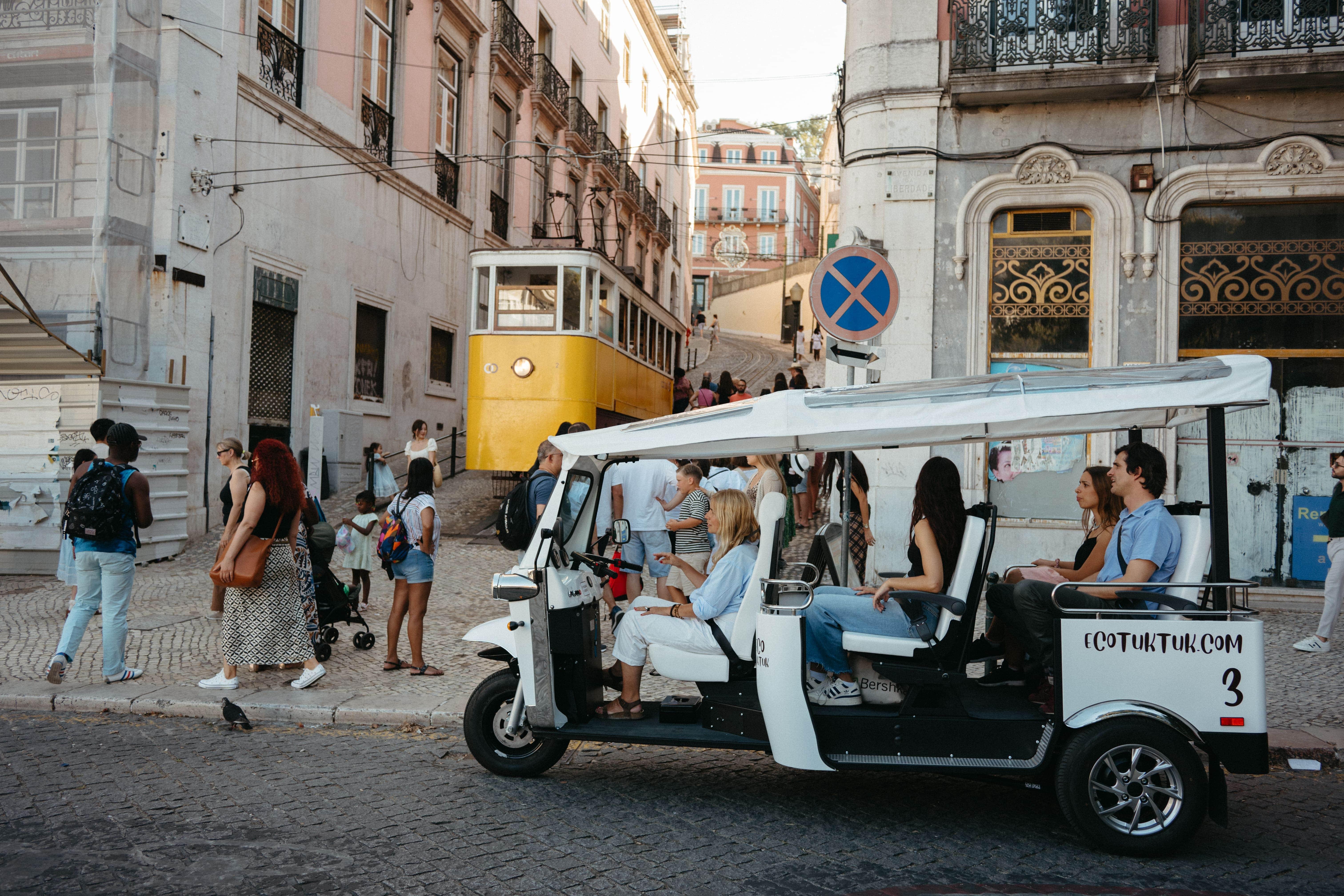 Lisbon Private Eco Tuk Tuk City Tour