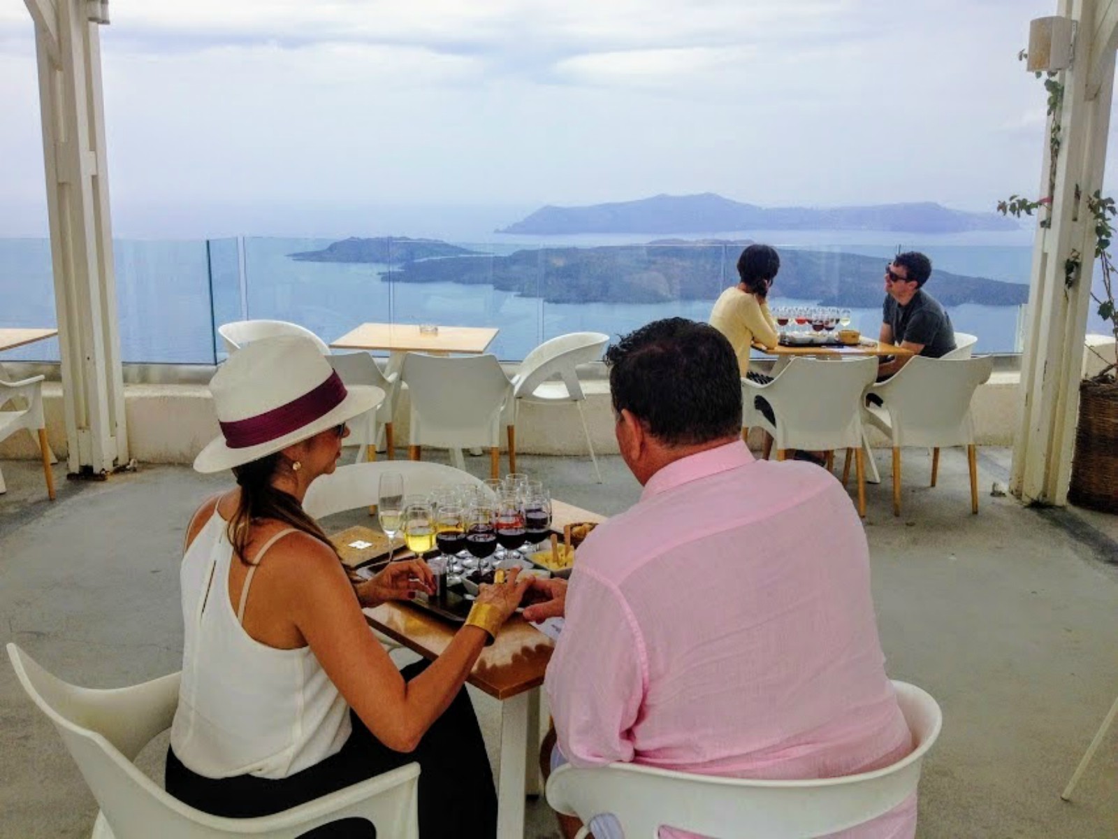 wine tour in Santorini — photo 2