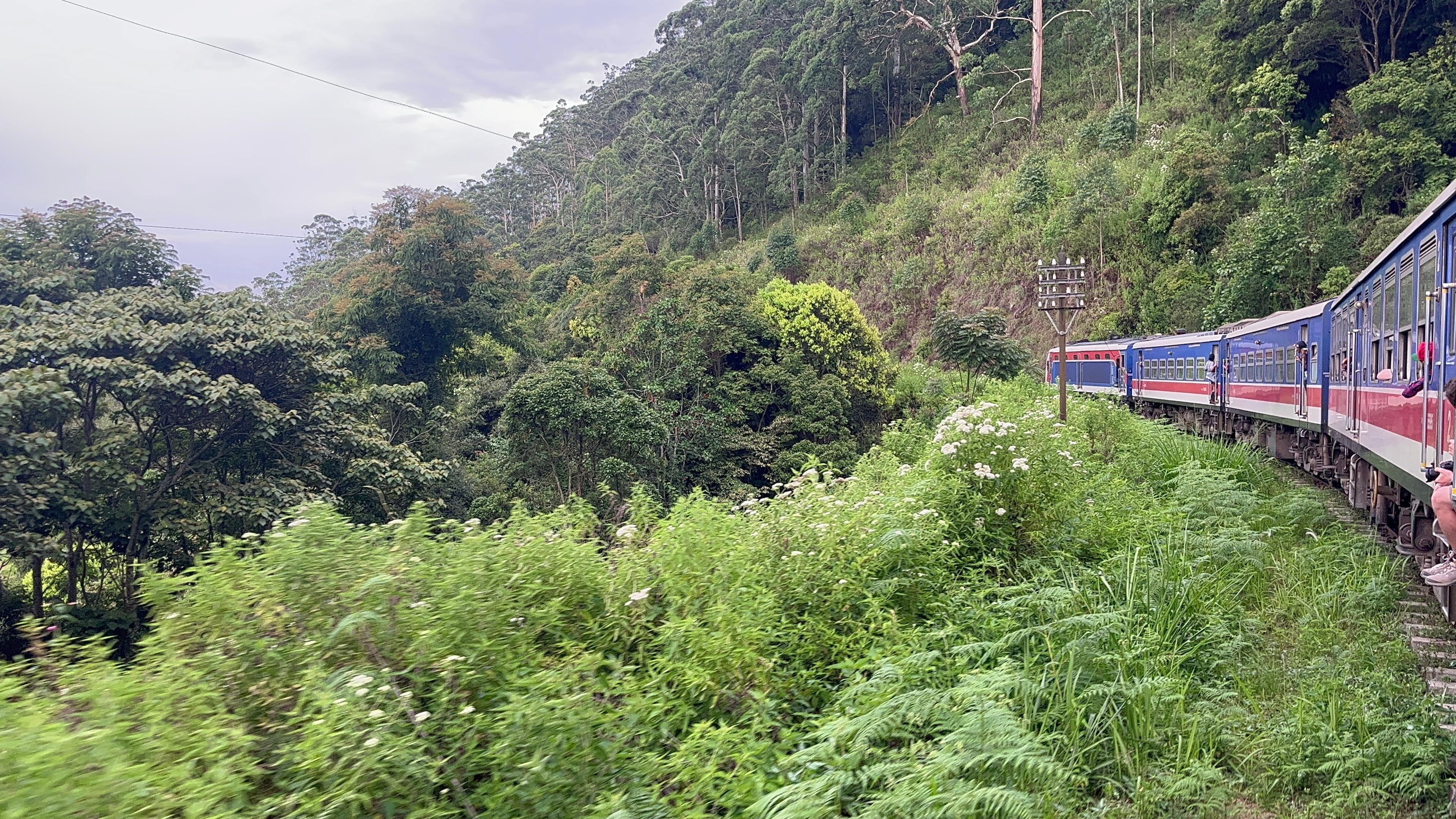 3-Day Sri Lanka Highlights: Sigiriya, Kandy & Ella Train Journey
