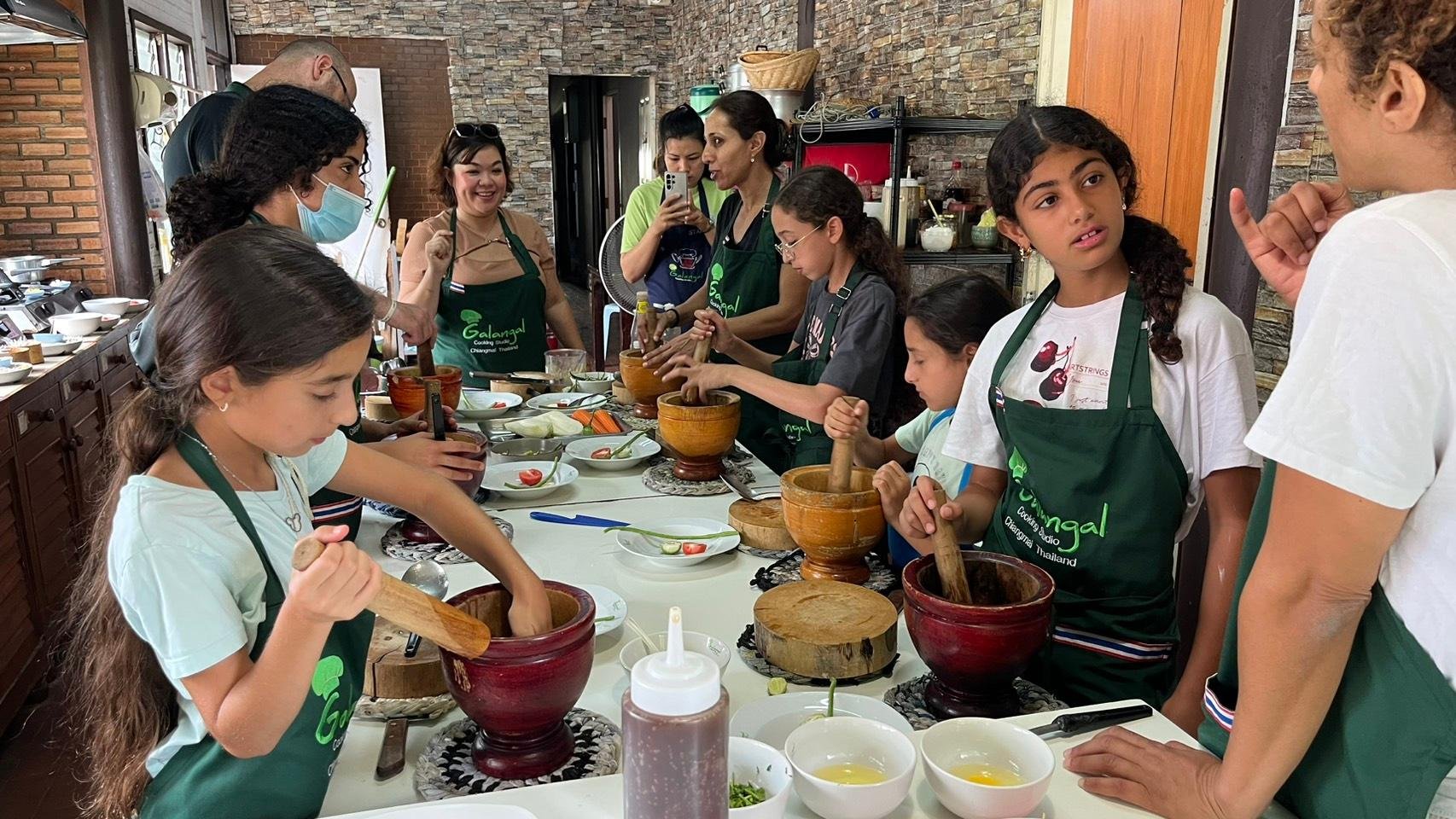 Chiang Mai: Morning Cooking Class with Market Visit