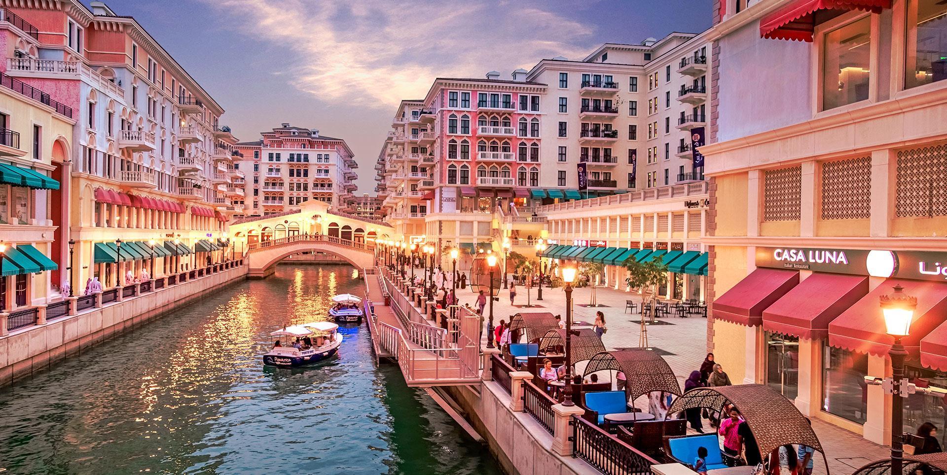 Doha Private City Highlights Tour with Gondola Ride