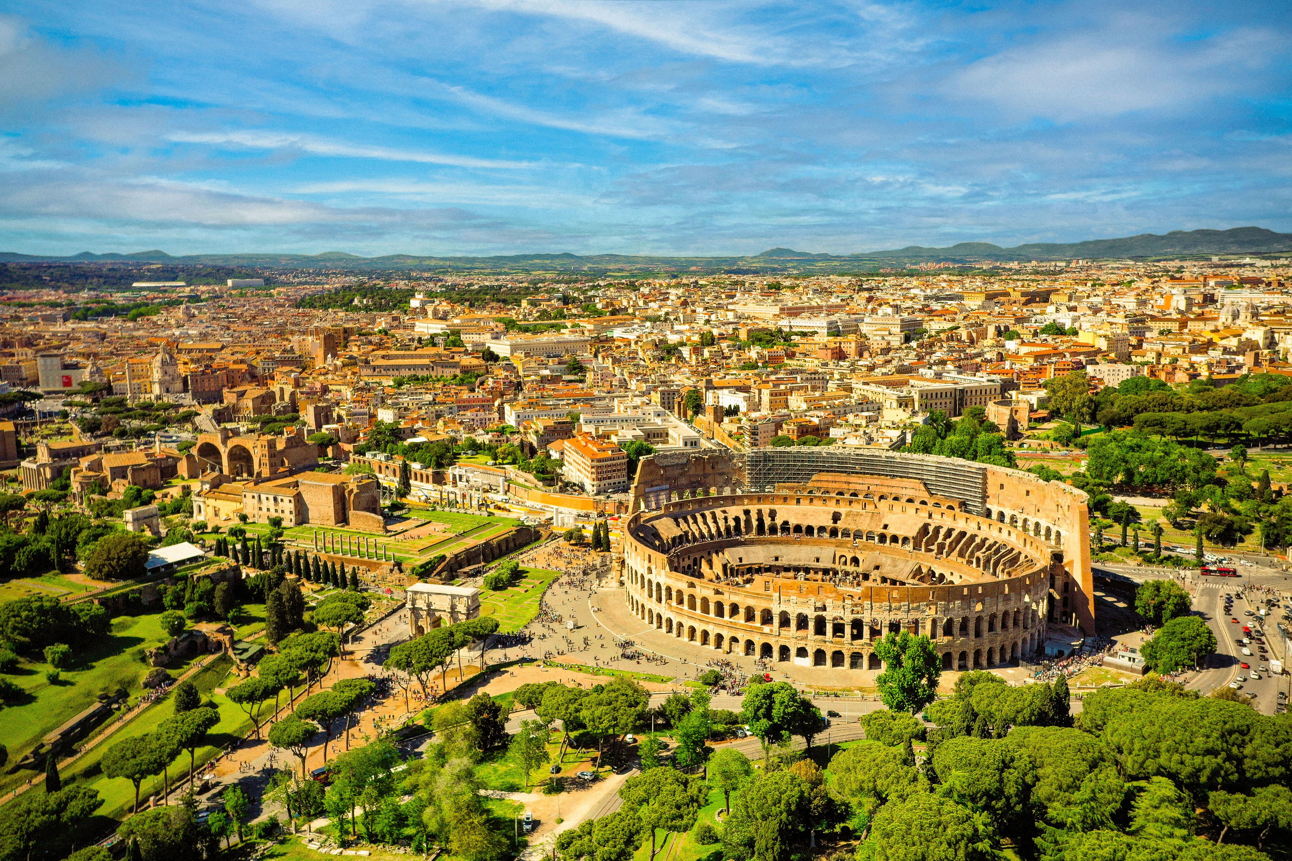 Colosseum, Palatine Hill & Roman Forum Guided Exploration