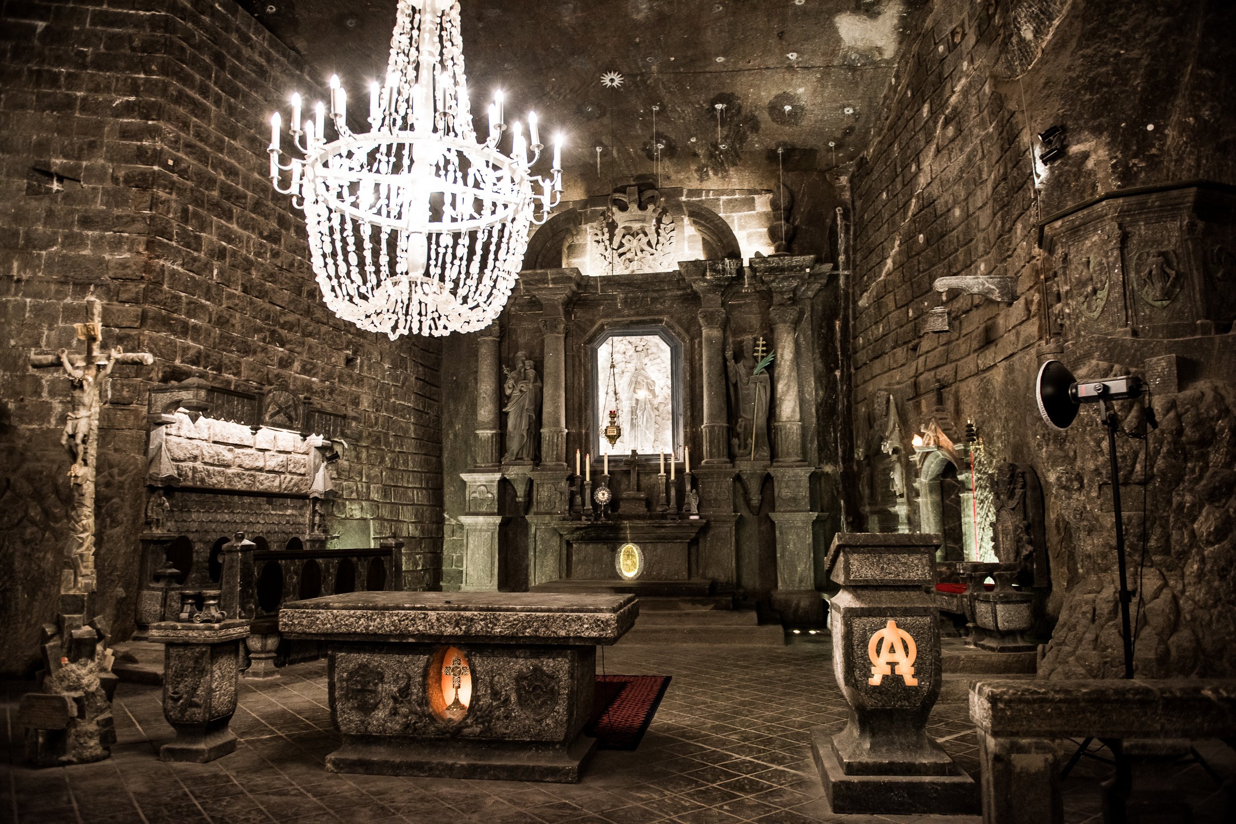 Auschwitz-Birkenau and Wieliczka Salt Mine Full-Day Combo