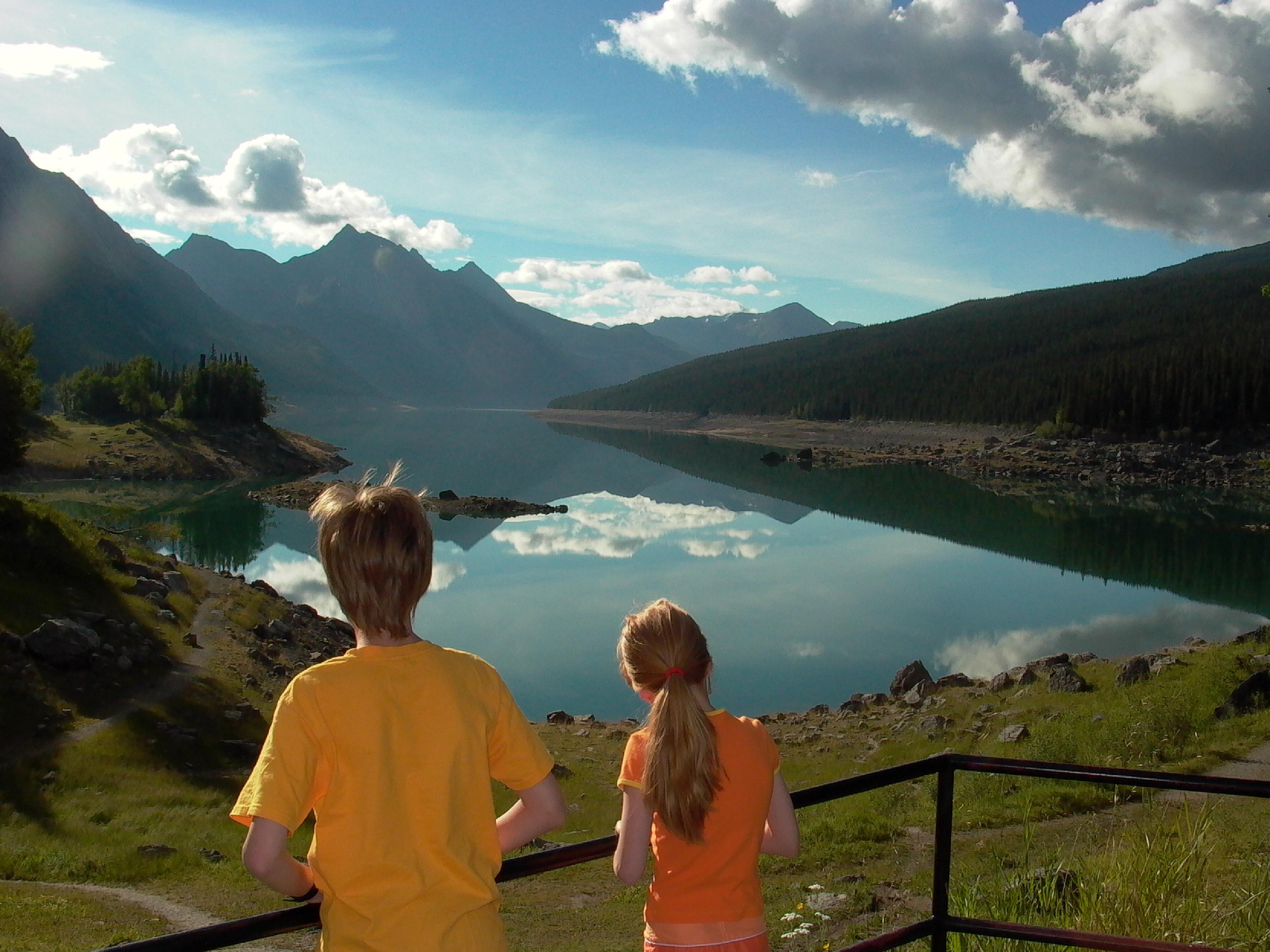 Maligne Lake cruise to Spirit Island, Jasper National Park — glacier-fed turquoise water and Canadian Rockies peaks, photo 6