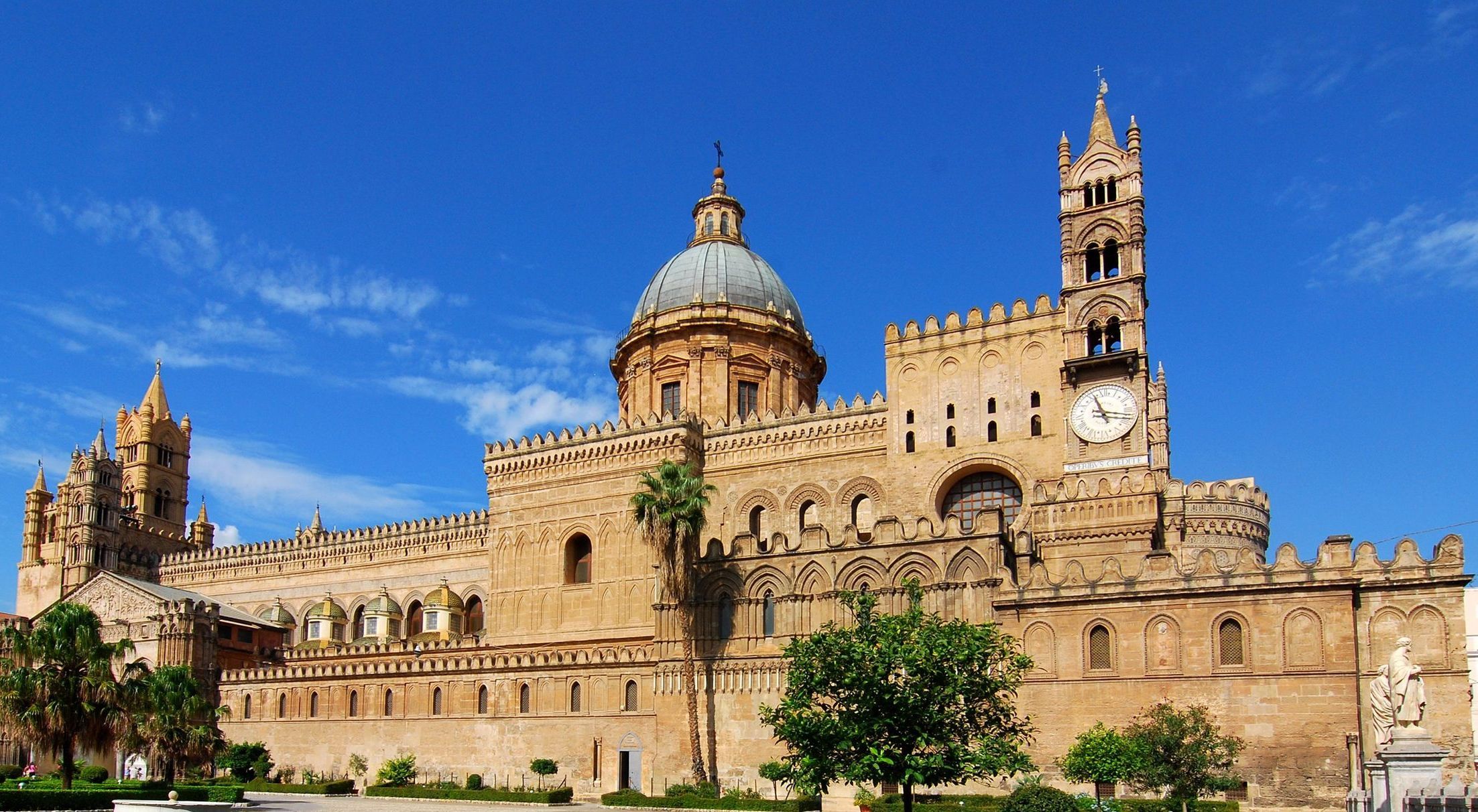 Palermo and Cefalù Full-Day Excursion from Taormina