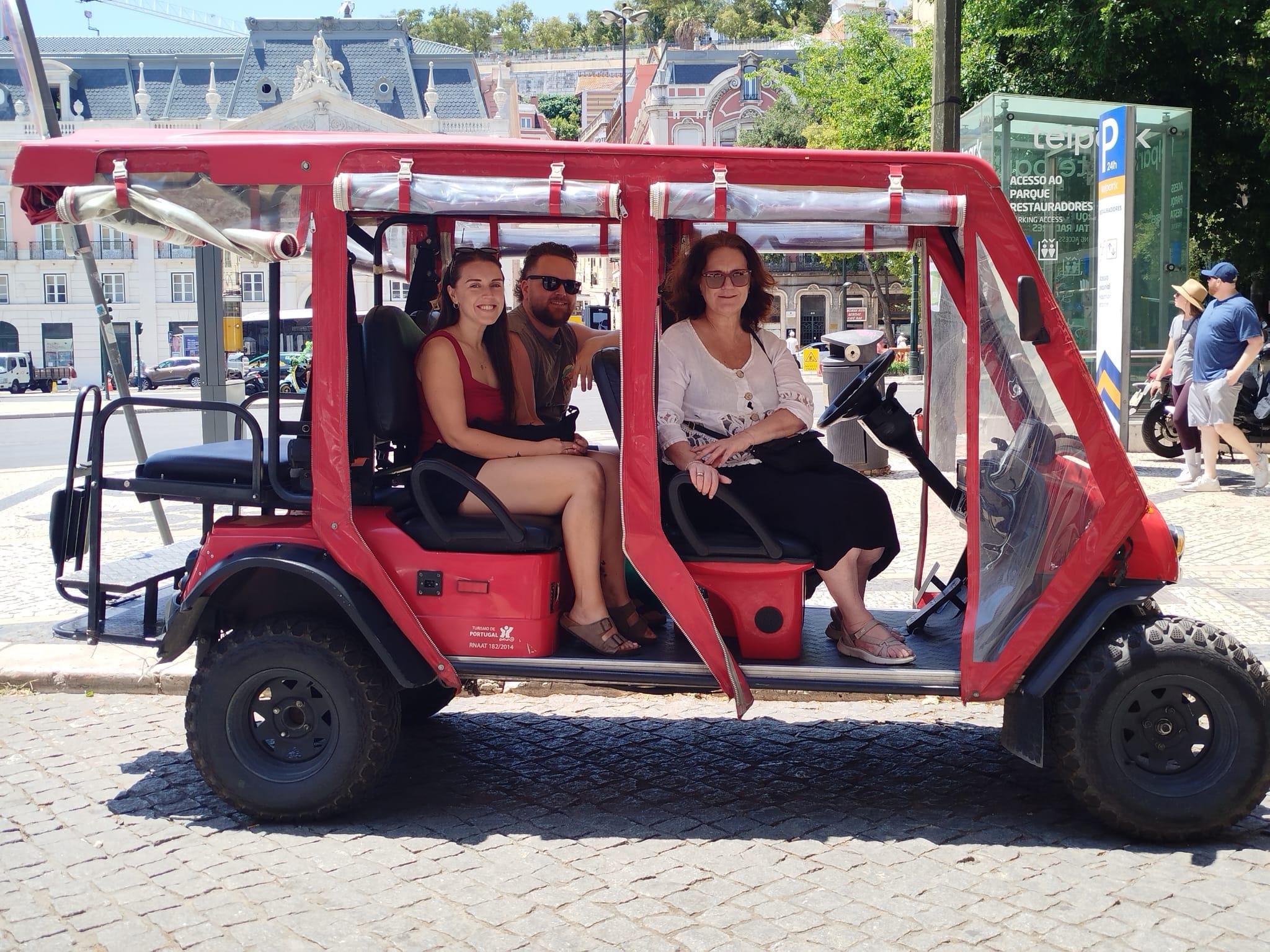 Lisbon Private Tuk-Tuk Tour with Hotel Pickup
