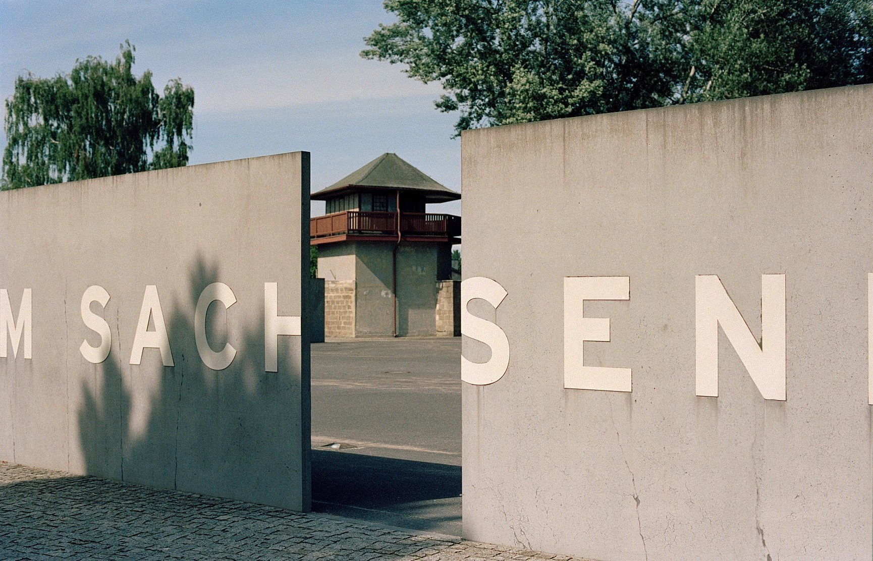 Sachsenhausen Memorial Walking Tour from Berlin