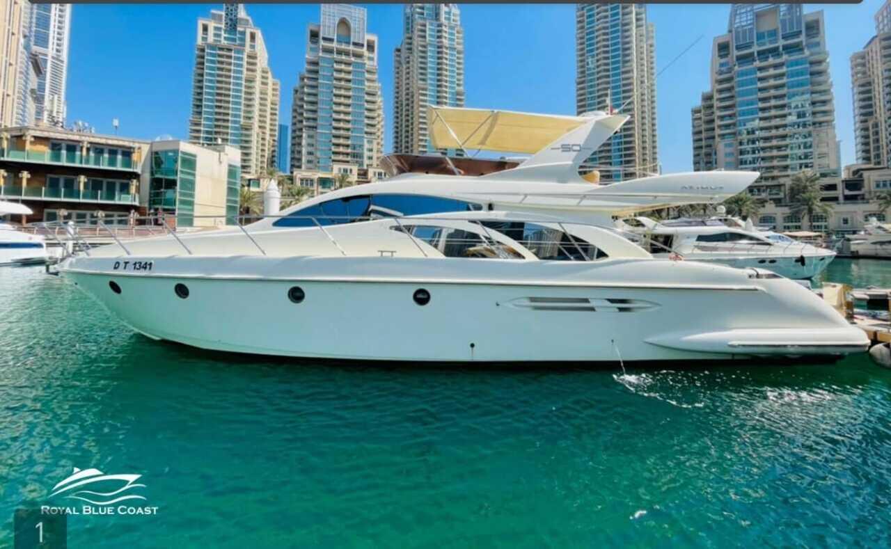 Private Dubai Marina 50-Foot Luxury Yacht Cruise