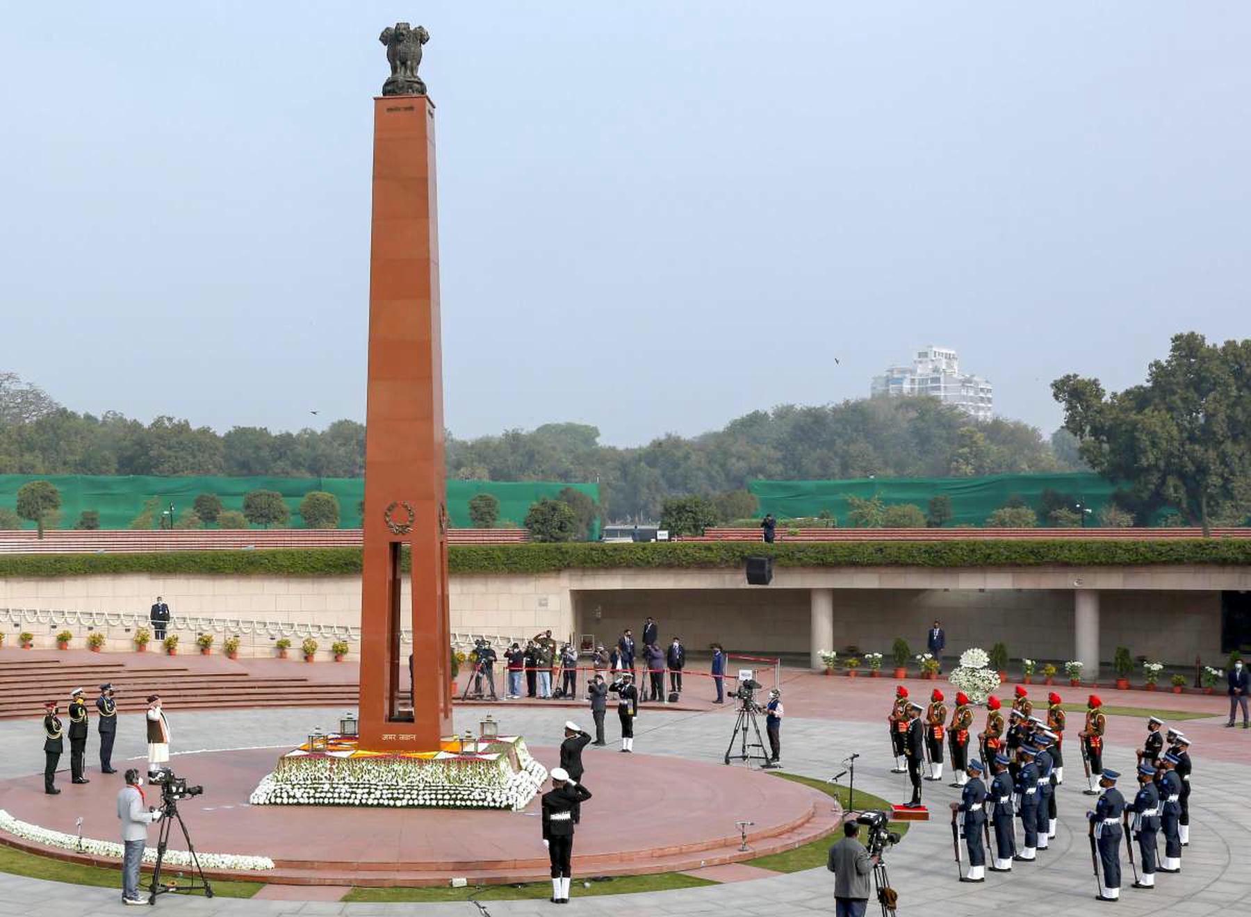 Delhi Hidden Gems: Secret History Private Day Tour