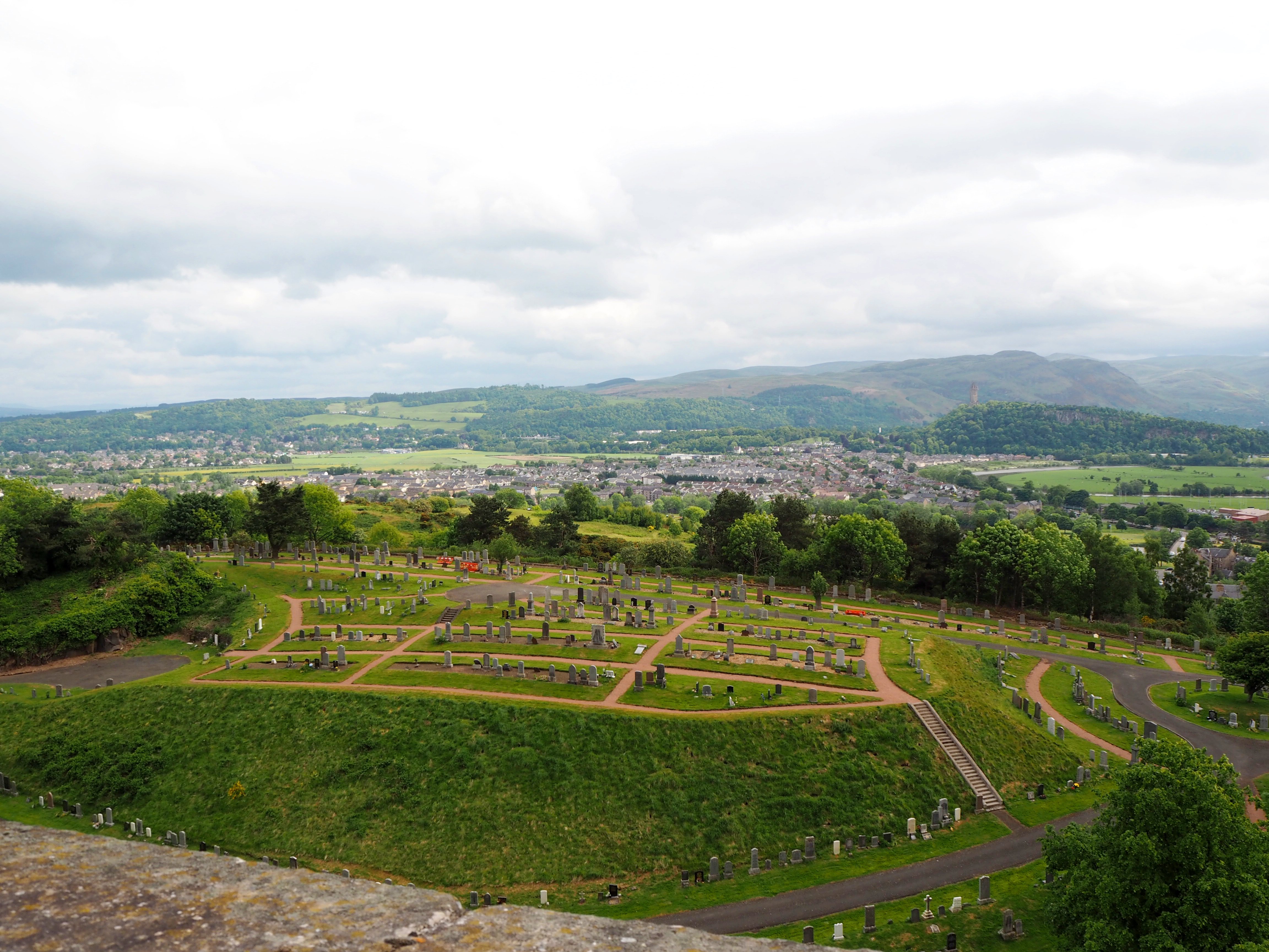 Historical Scotland: Dunfermline, Stirling & Rosslyn Chapel