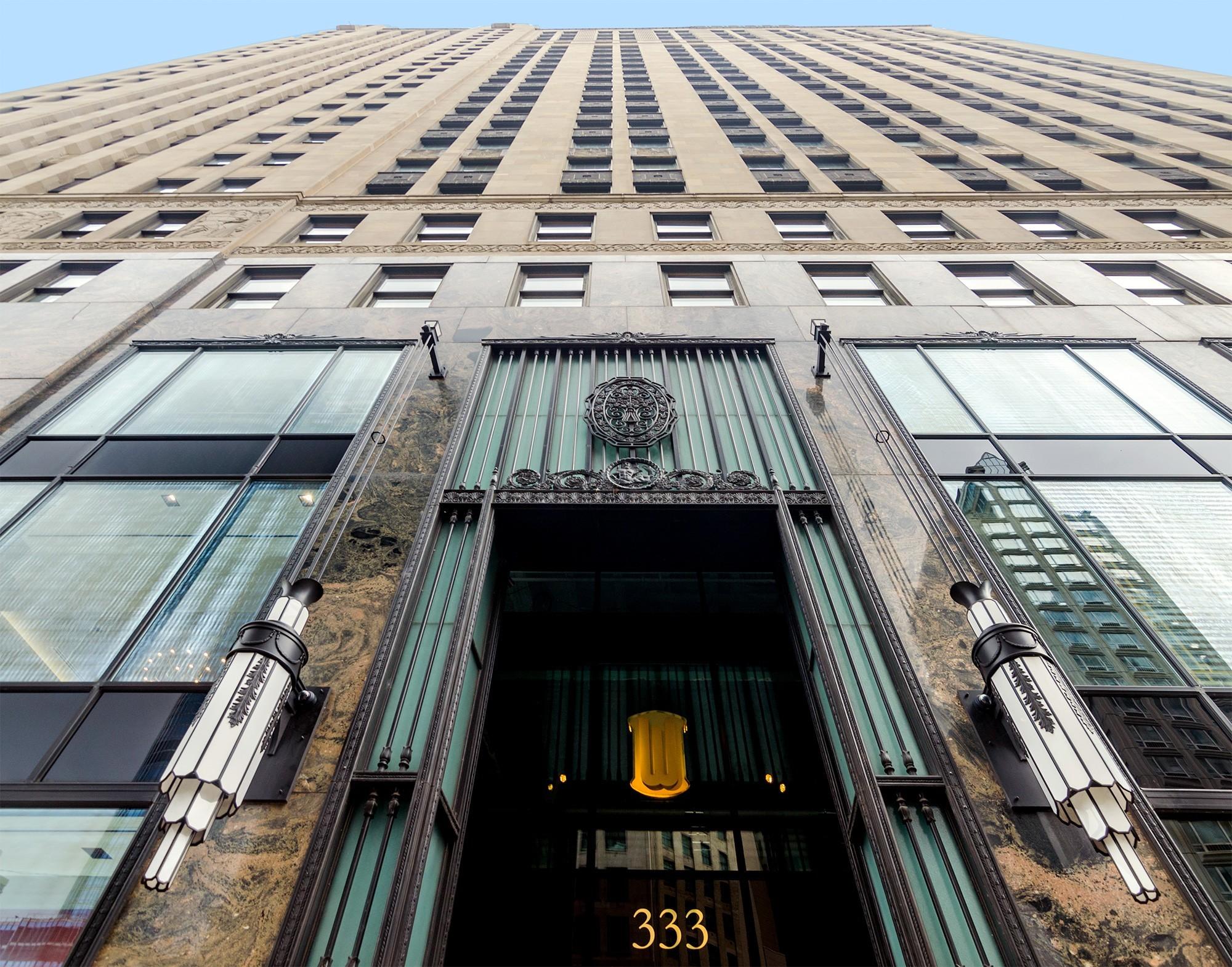 Chicago Art Deco Skyscrapers Walking Tour