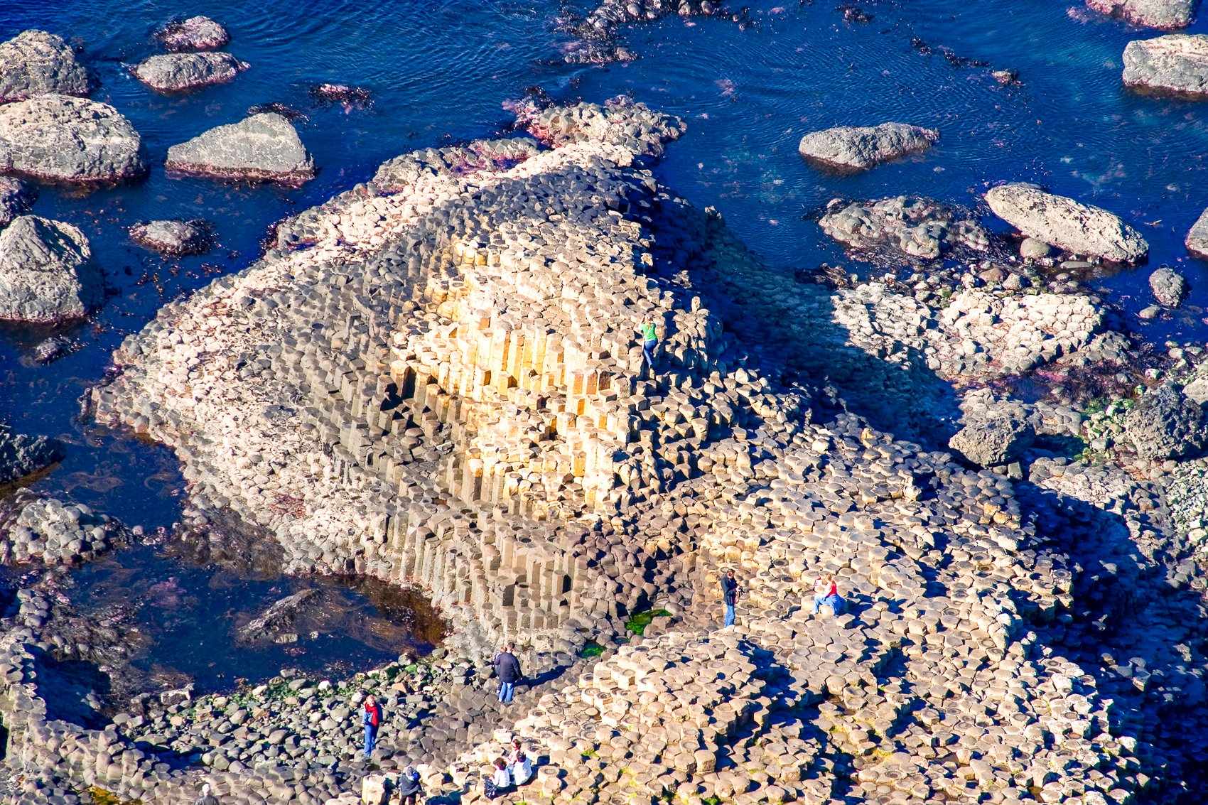 Titanic Belfast & Giant's Causeway Tours — image 3