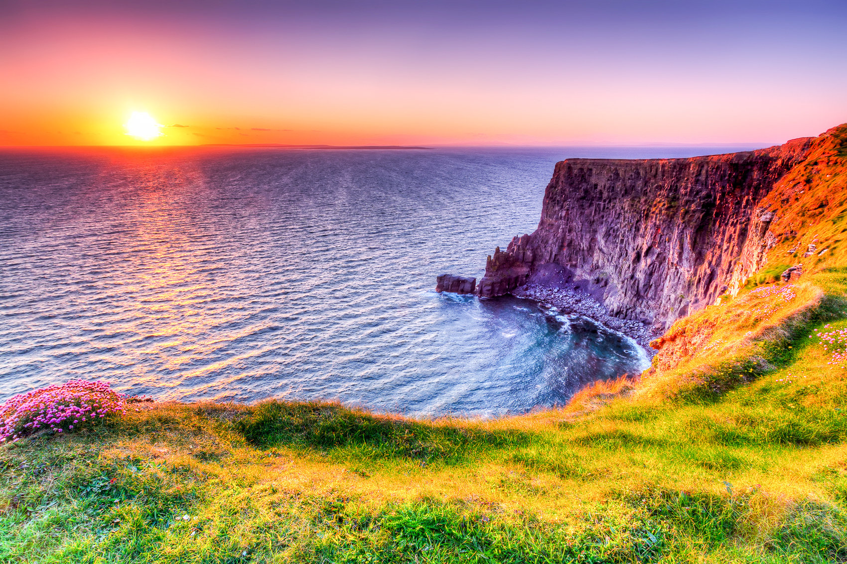 Cliffs of Moher Half-Day Express from Galway