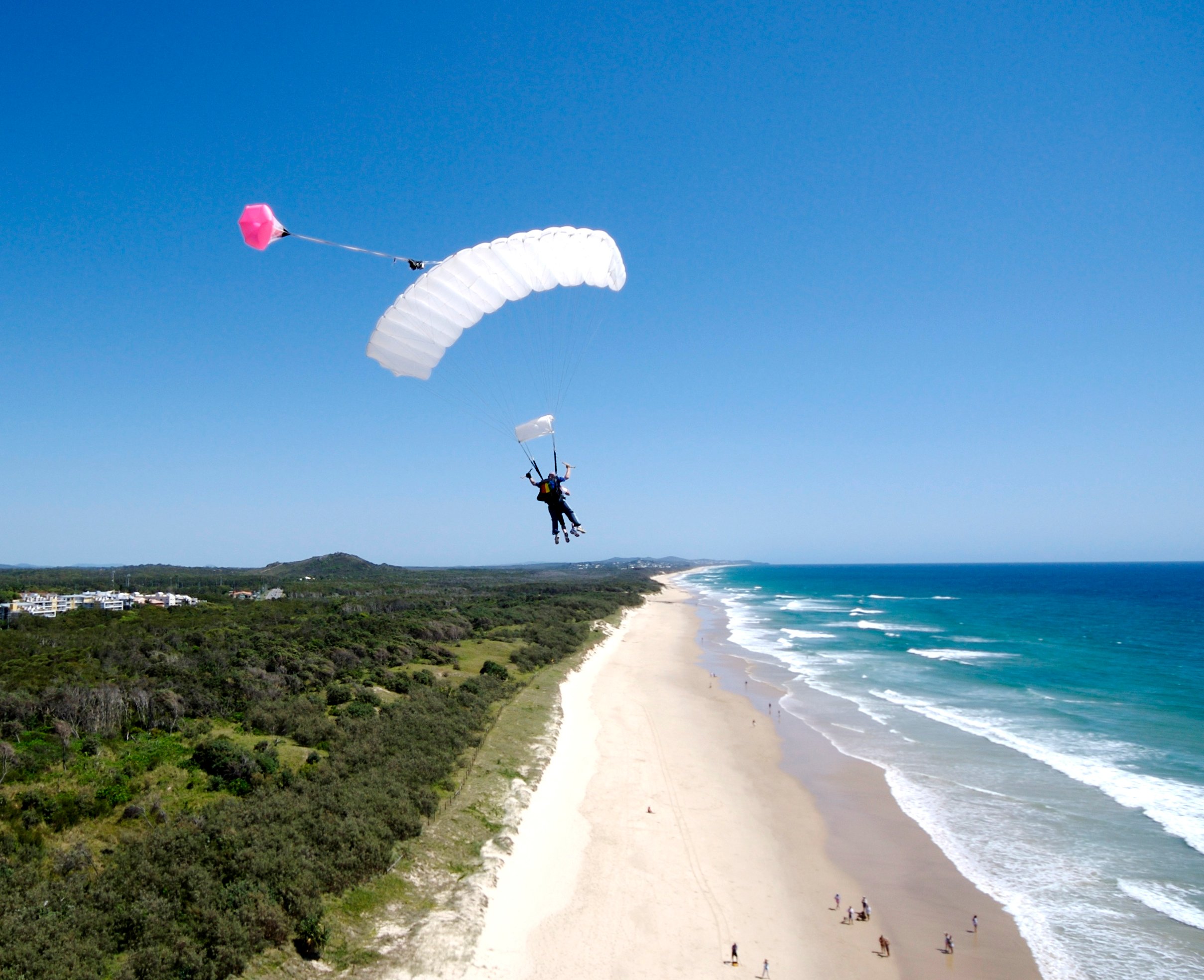 Noosa Tandem Skydive from 15,000ft