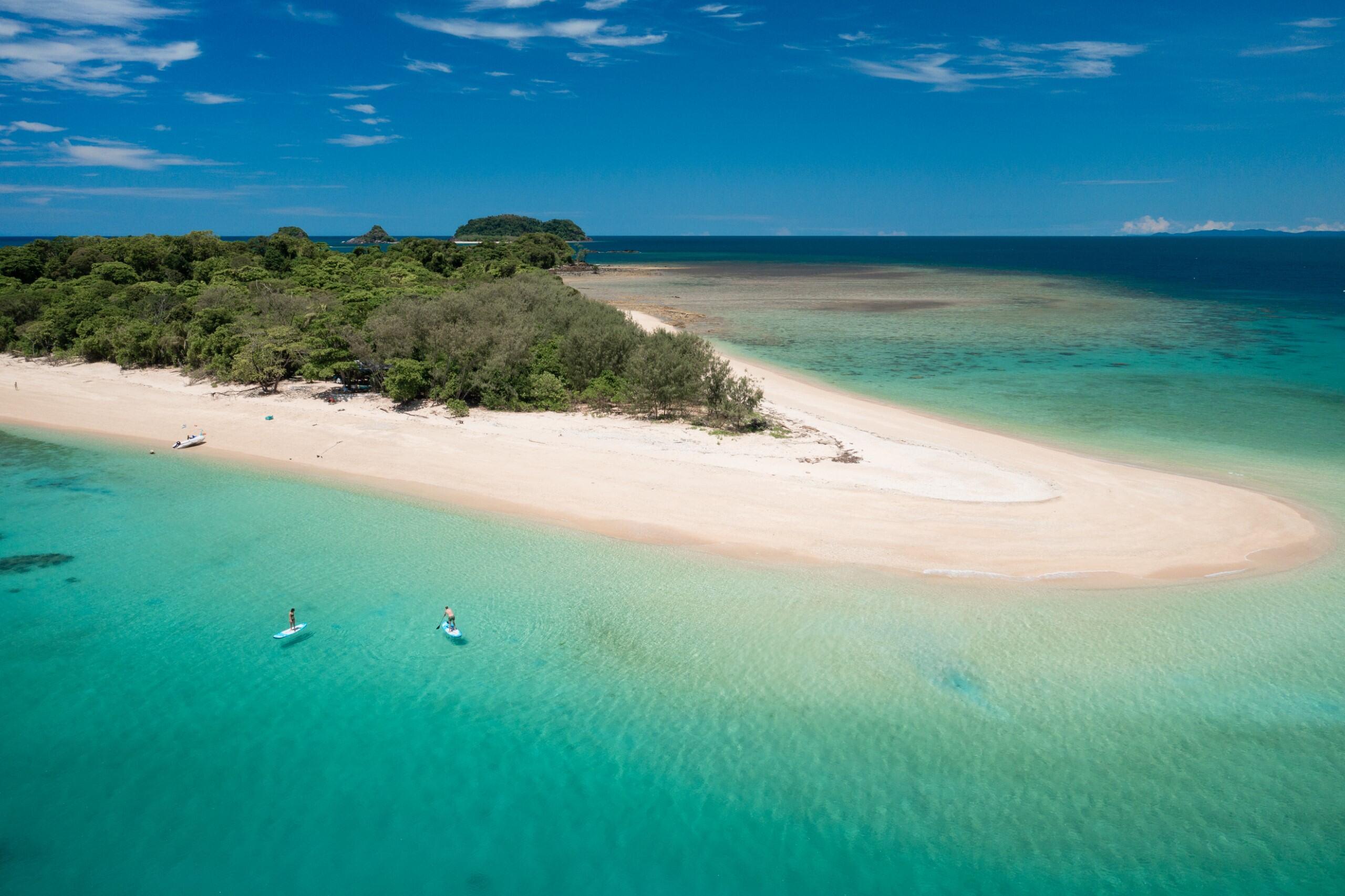 Frankland Islands Express: River, Rainforest & Reef