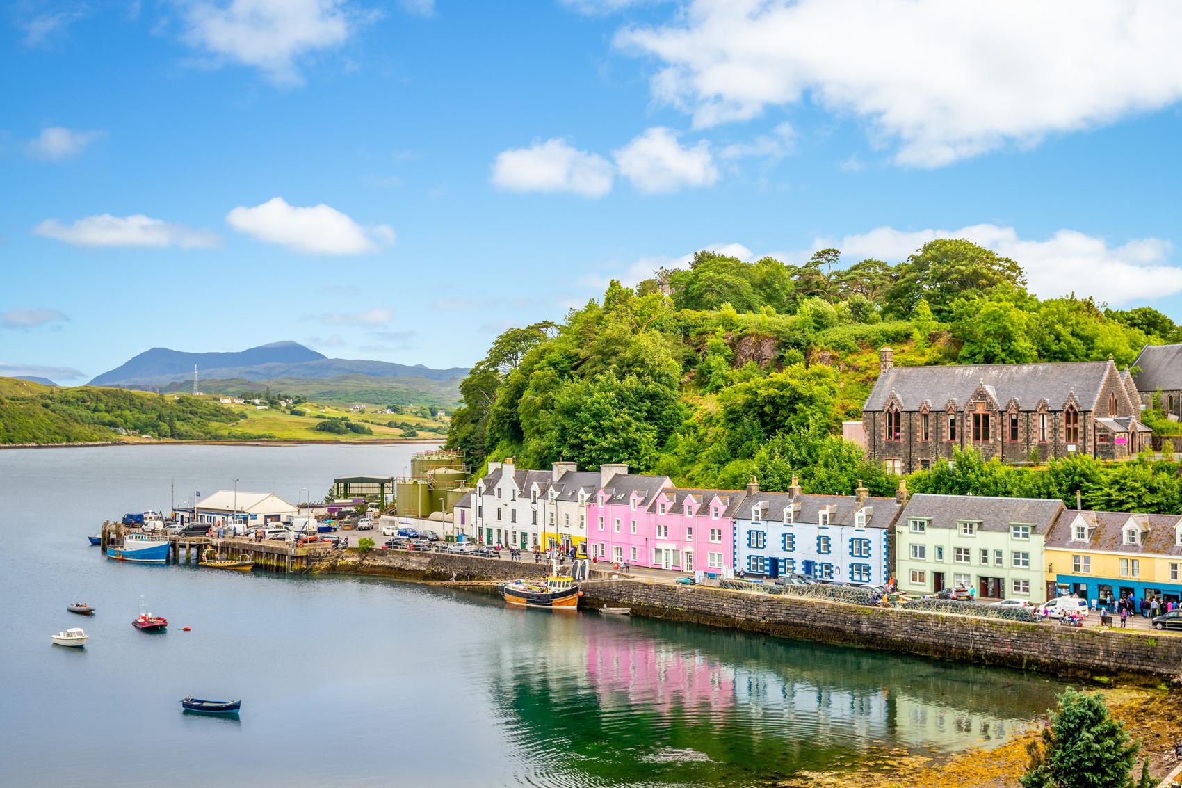 Loch Ness, Isle of Skye & Eilean Donan Castle Day Tour