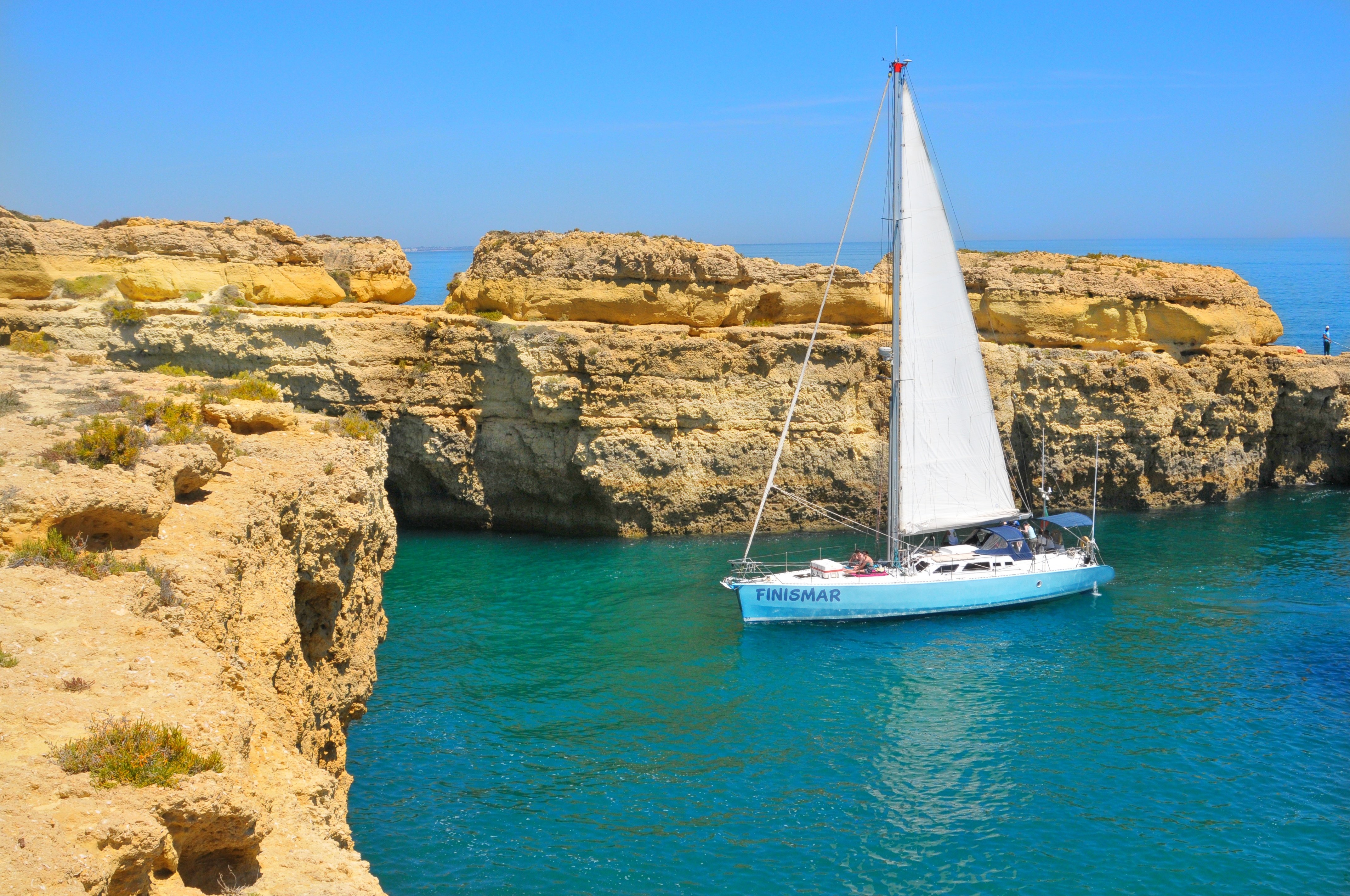 Albufeira: Benagil Sunset or Daytime Yacht Cruise