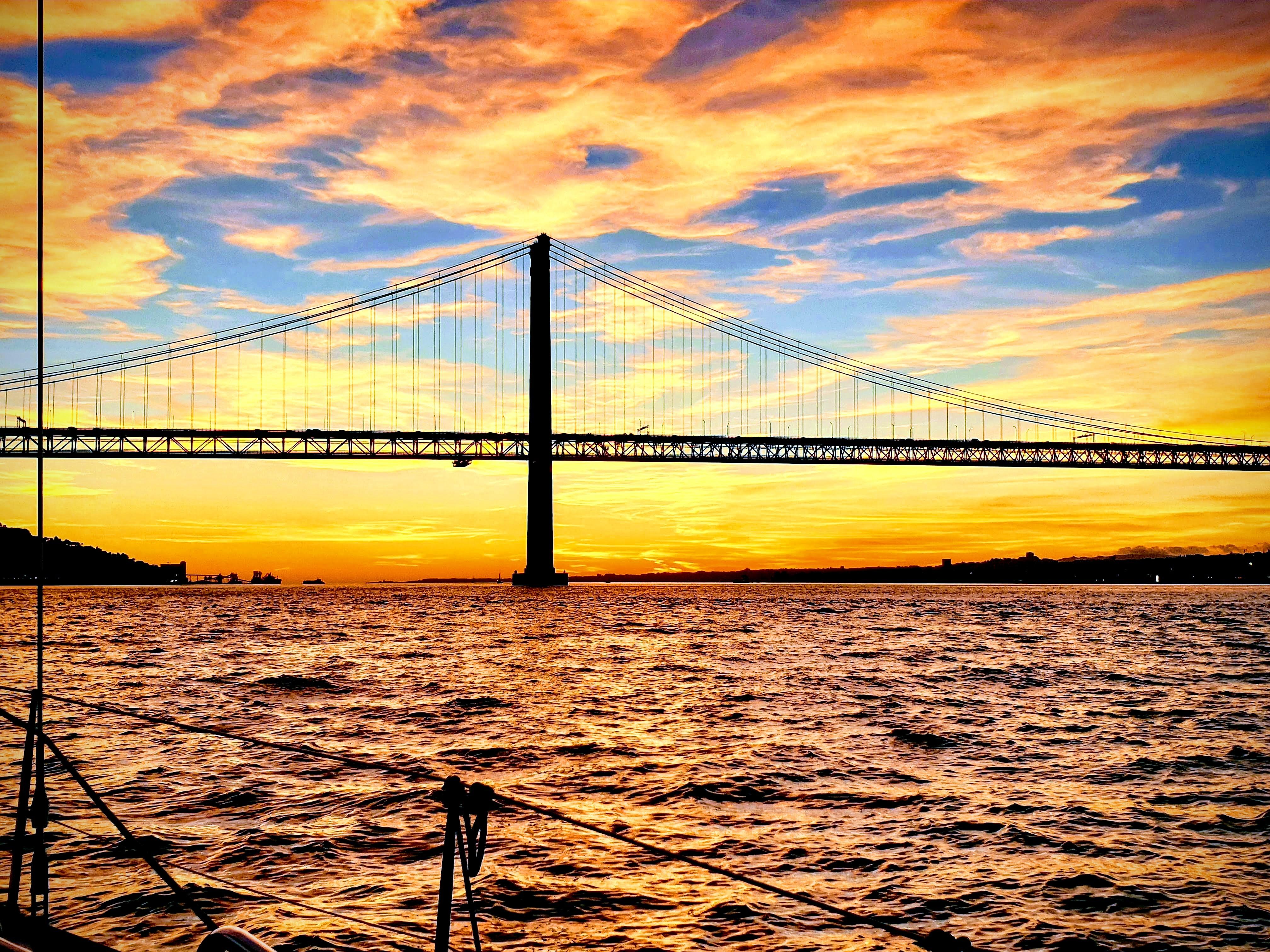 Lisbon Tagus River Sailing Cruise with Wine (Day or Sunset)