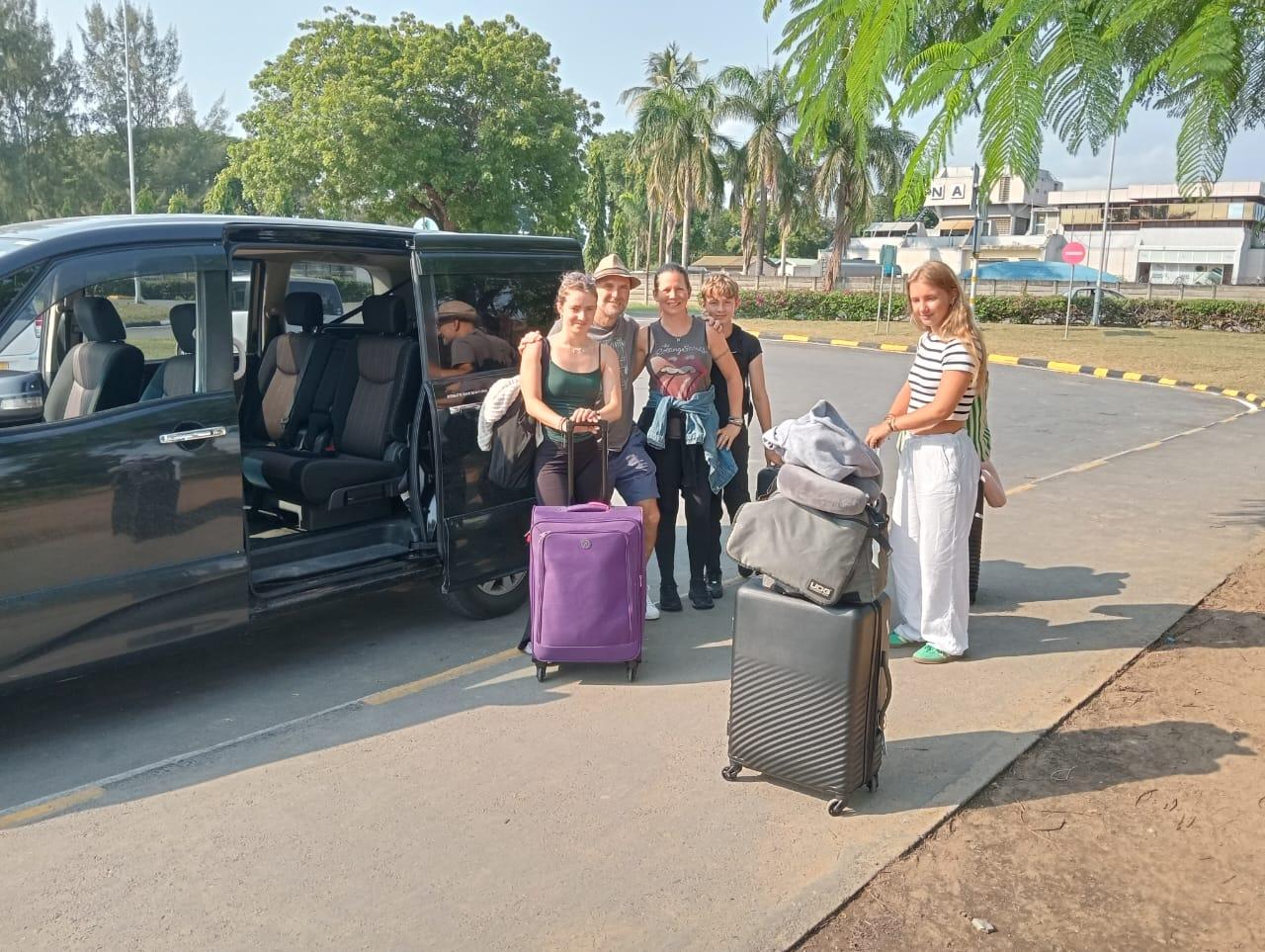 Mombasa Airport to Diani Beach Private Minivan Transfer