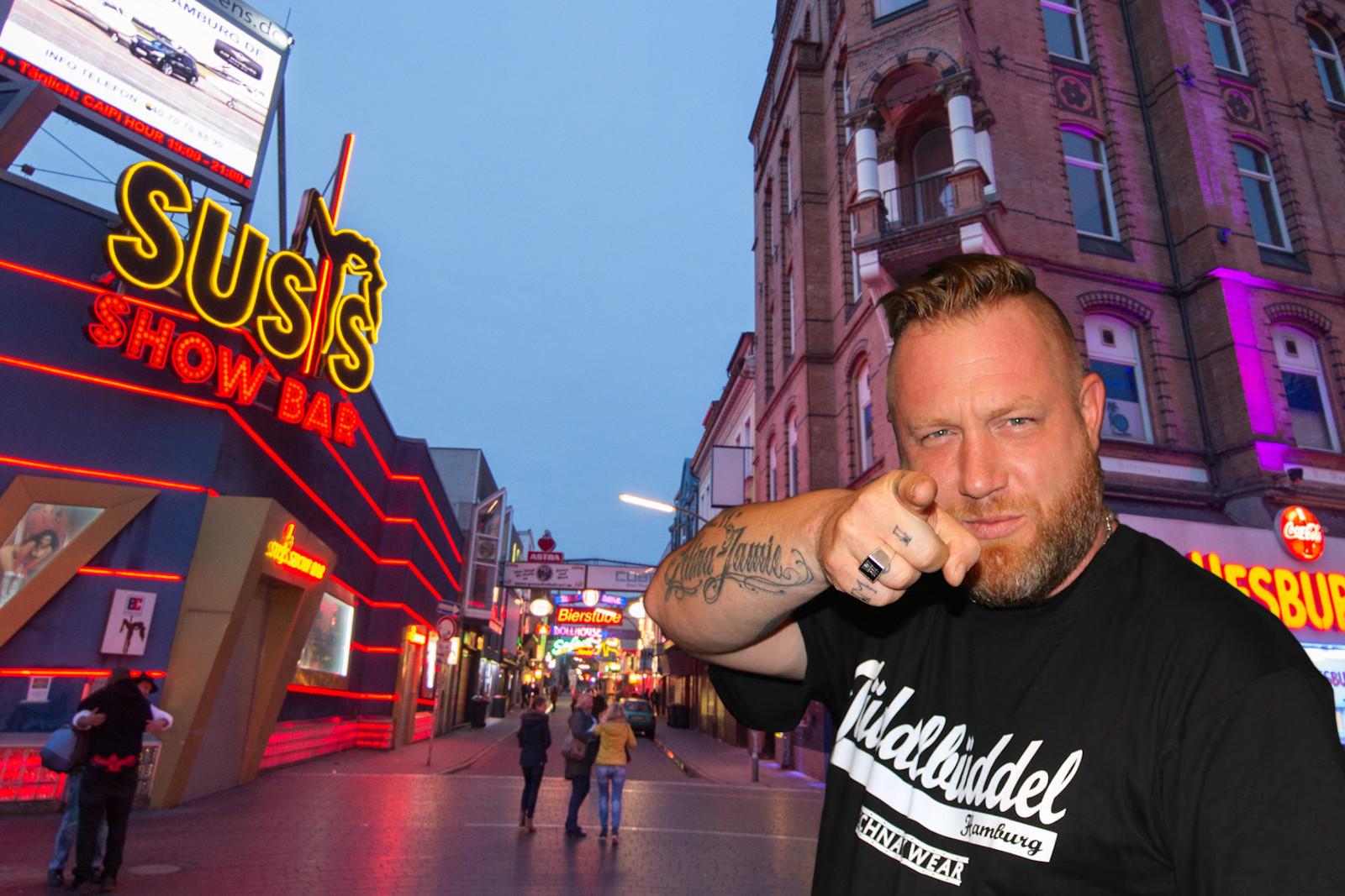 Hamburg St. Pauli Walking Tour with Barker Fabian Zahrt