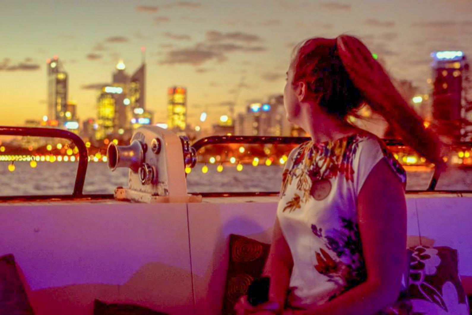Swan River Evening Dinner Cruise