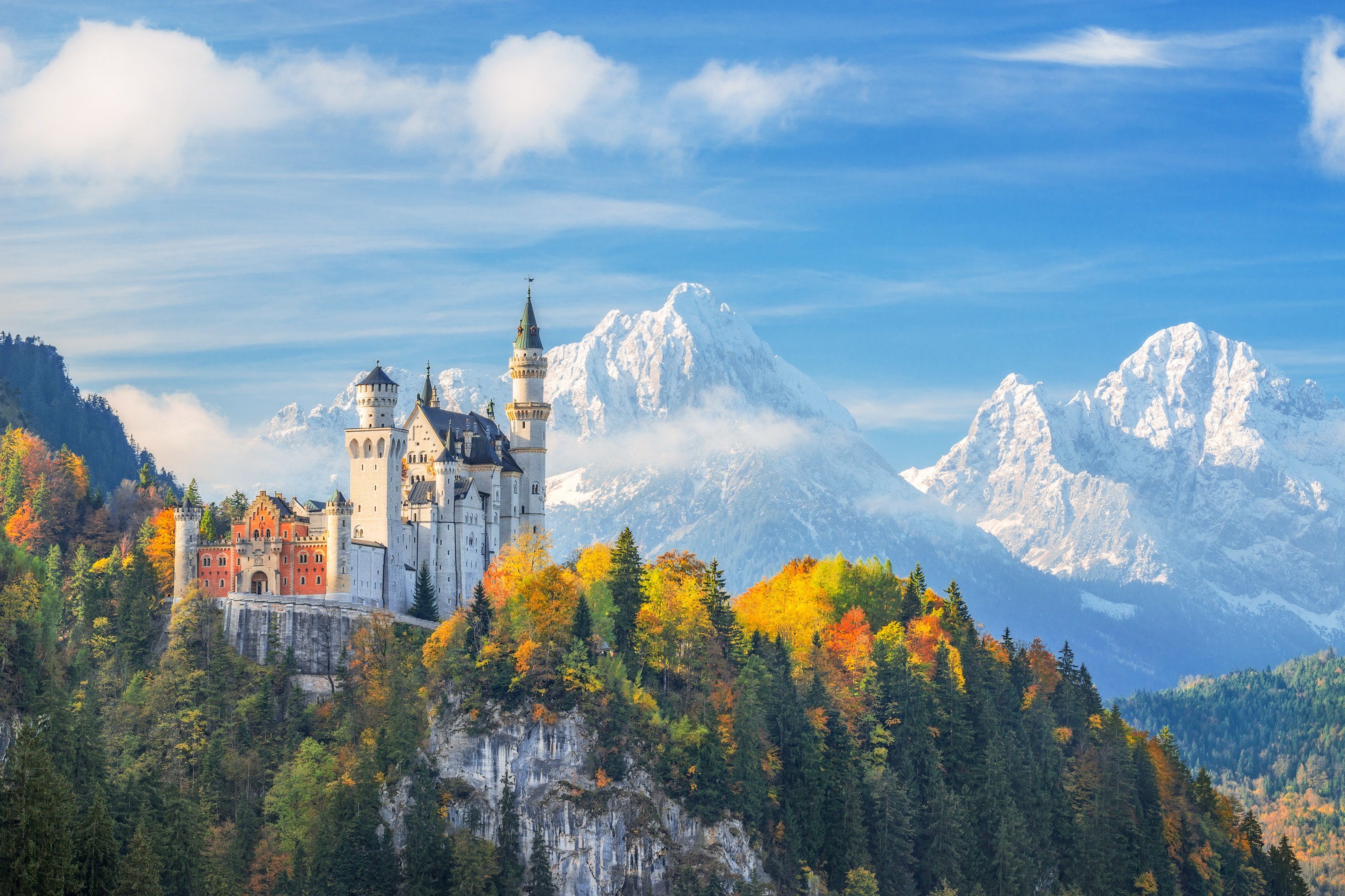 From Munich: Trip to Neuschwanstein & Linderhof in Spanish - 2026 (Verified Reviews)