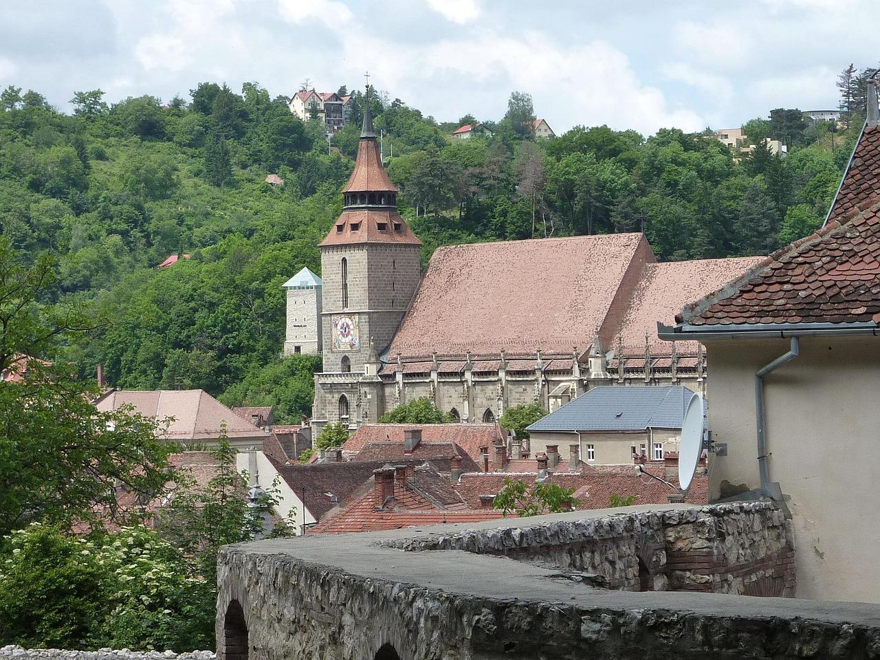 Private Transylvania Day Tour: Peleș, Bran & Brașov from Bucharest