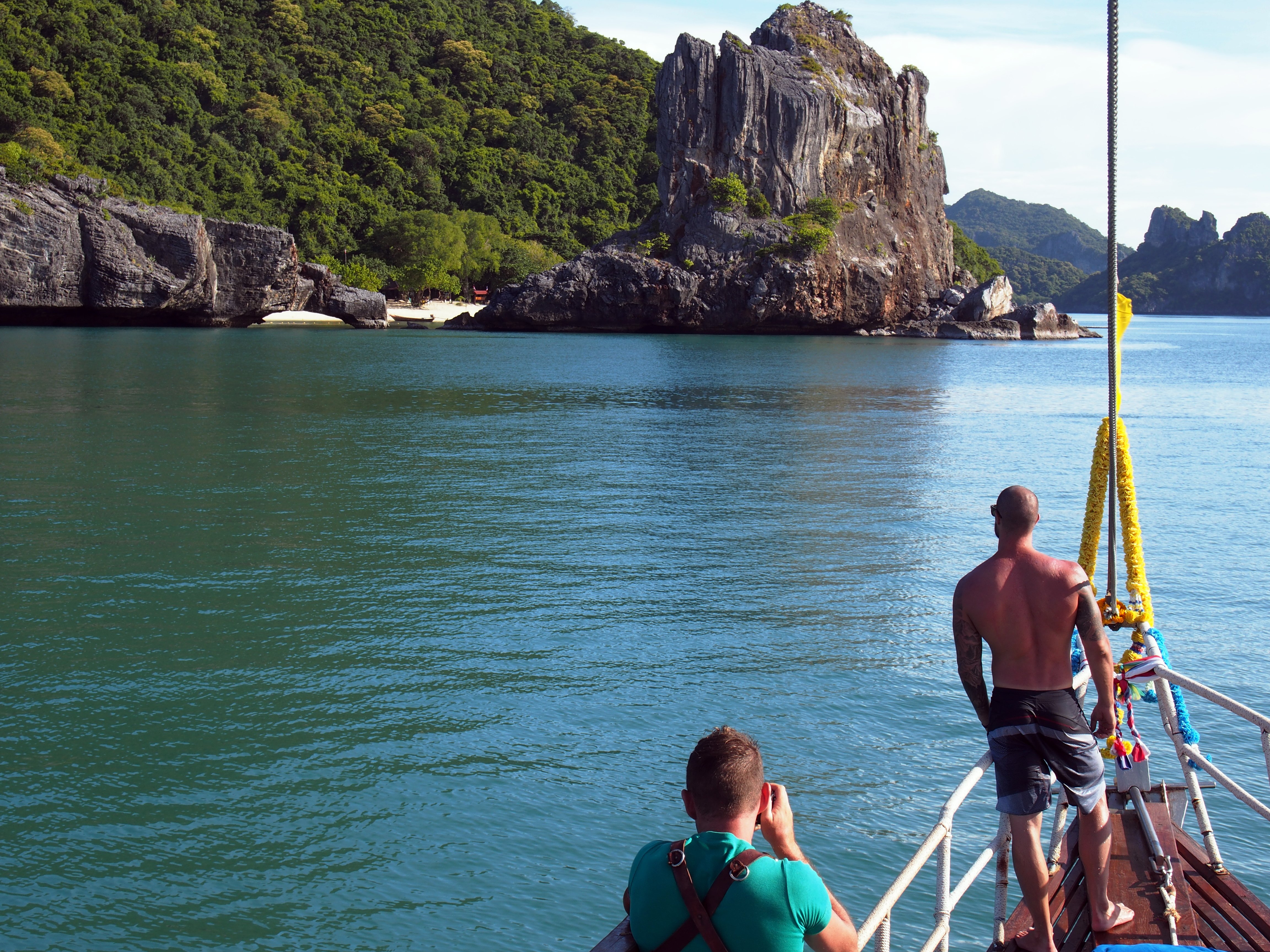 Ang Thong Marine Park Semi-Private Yacht Cruise from Koh Samui