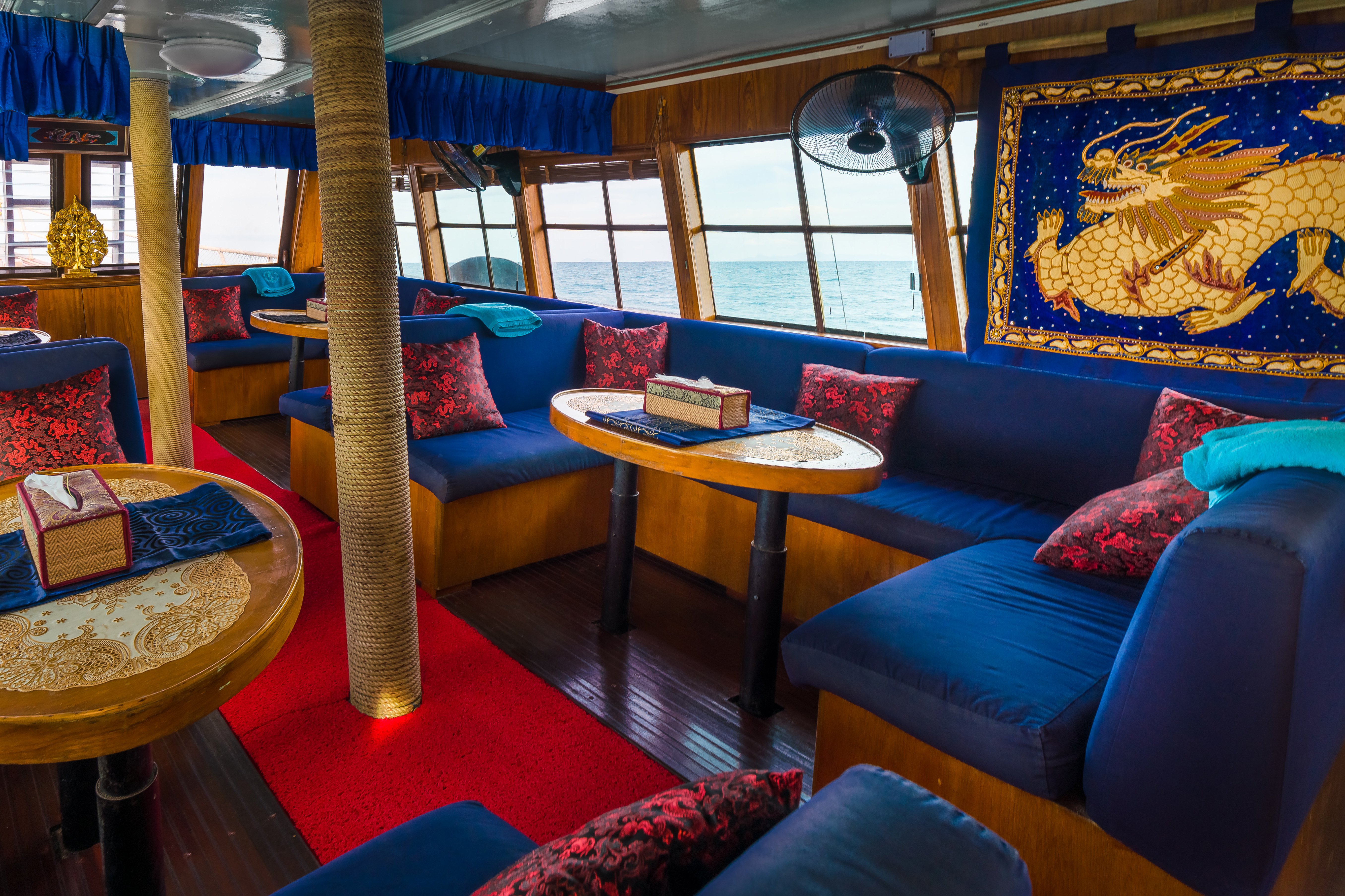 Ang Thong Marine Park Semi-Private Yacht Cruise from Koh Samui