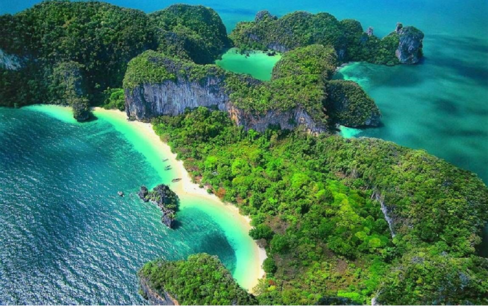 Krabi: Semi-Private Speedboat Tour to James Bond & Hong Islands