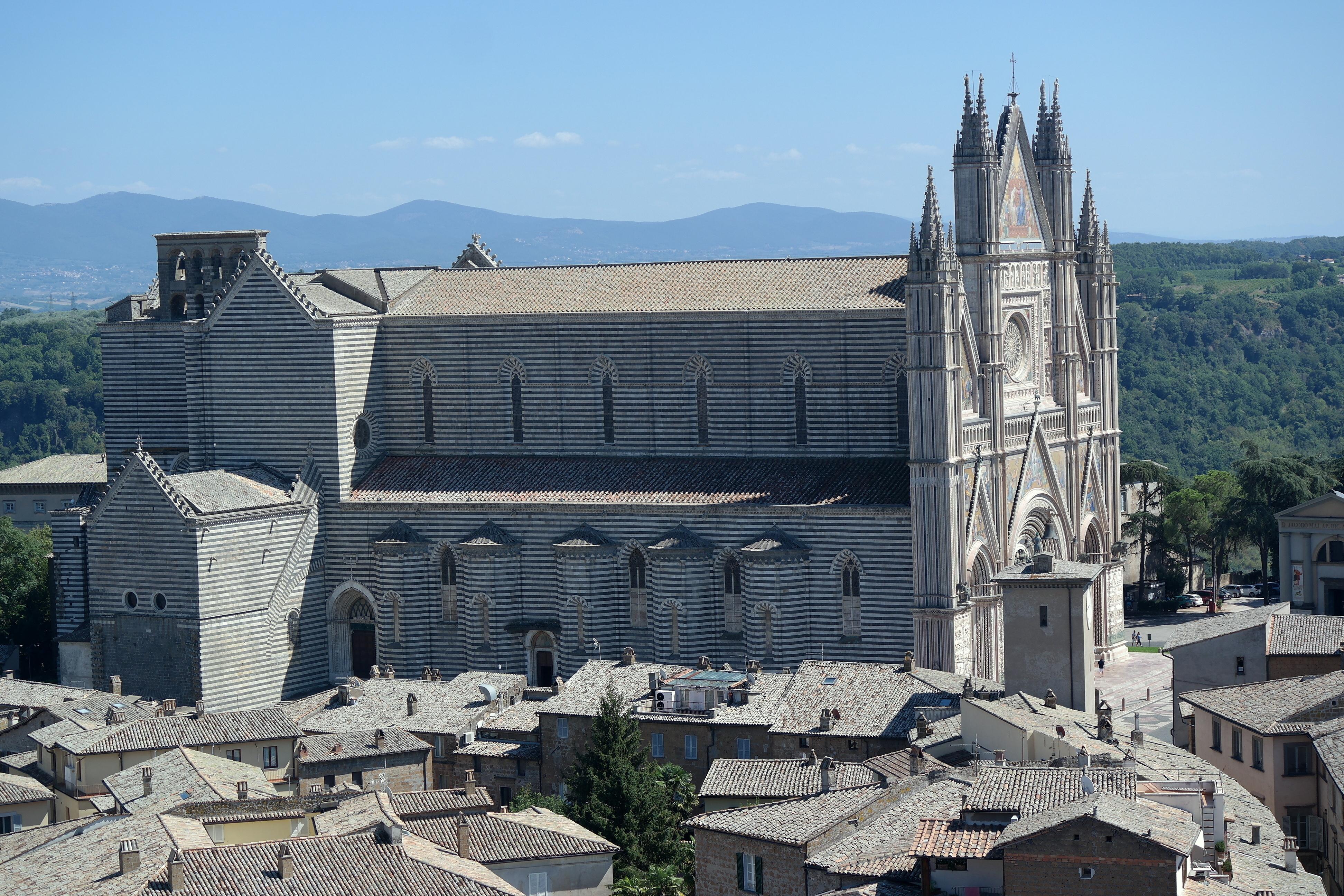 Orvieto Cathedral & Underground Caves Tour