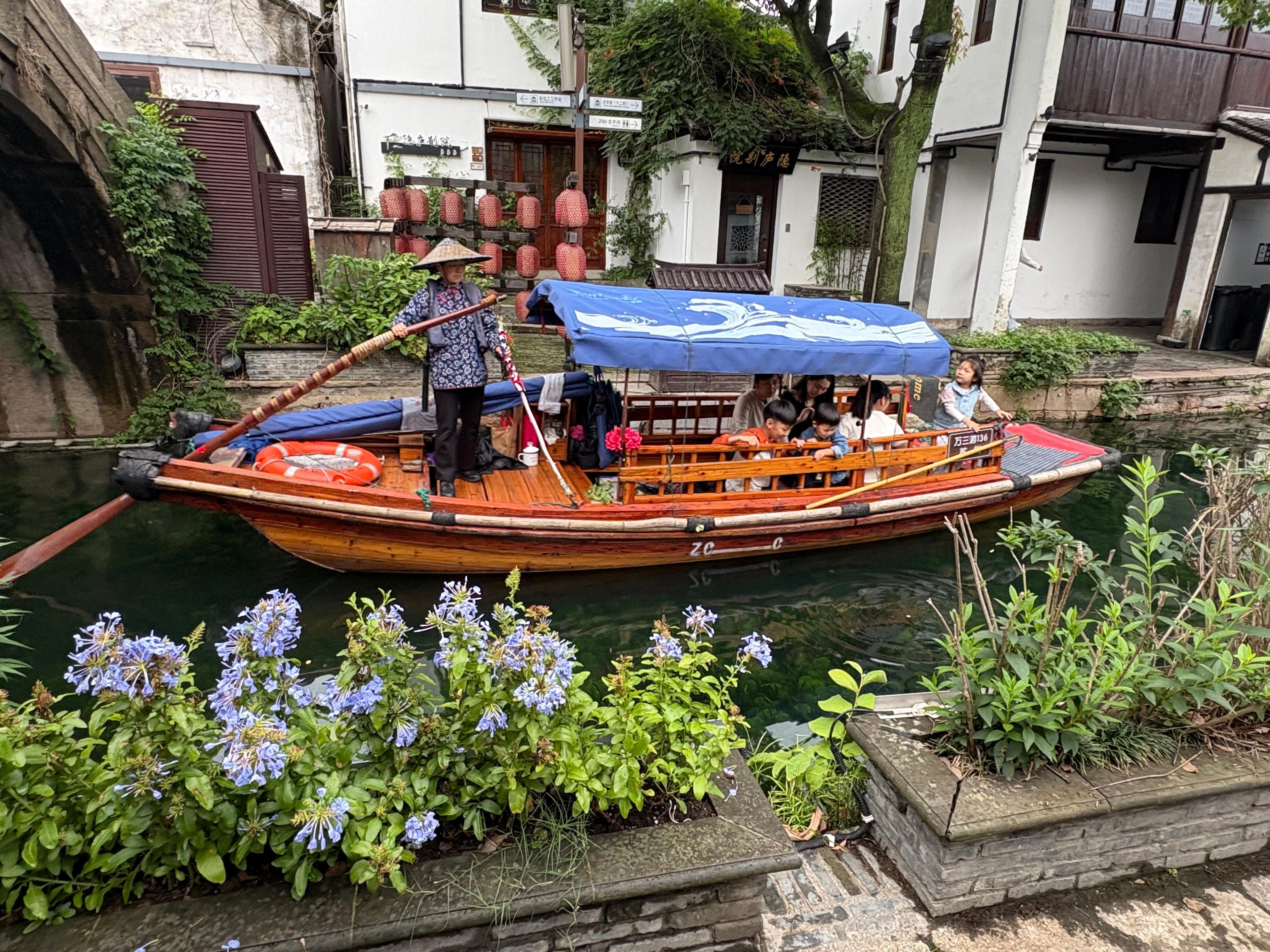 Zhouzhuang Water Town Day Tour with Bullet Train from Shanghai